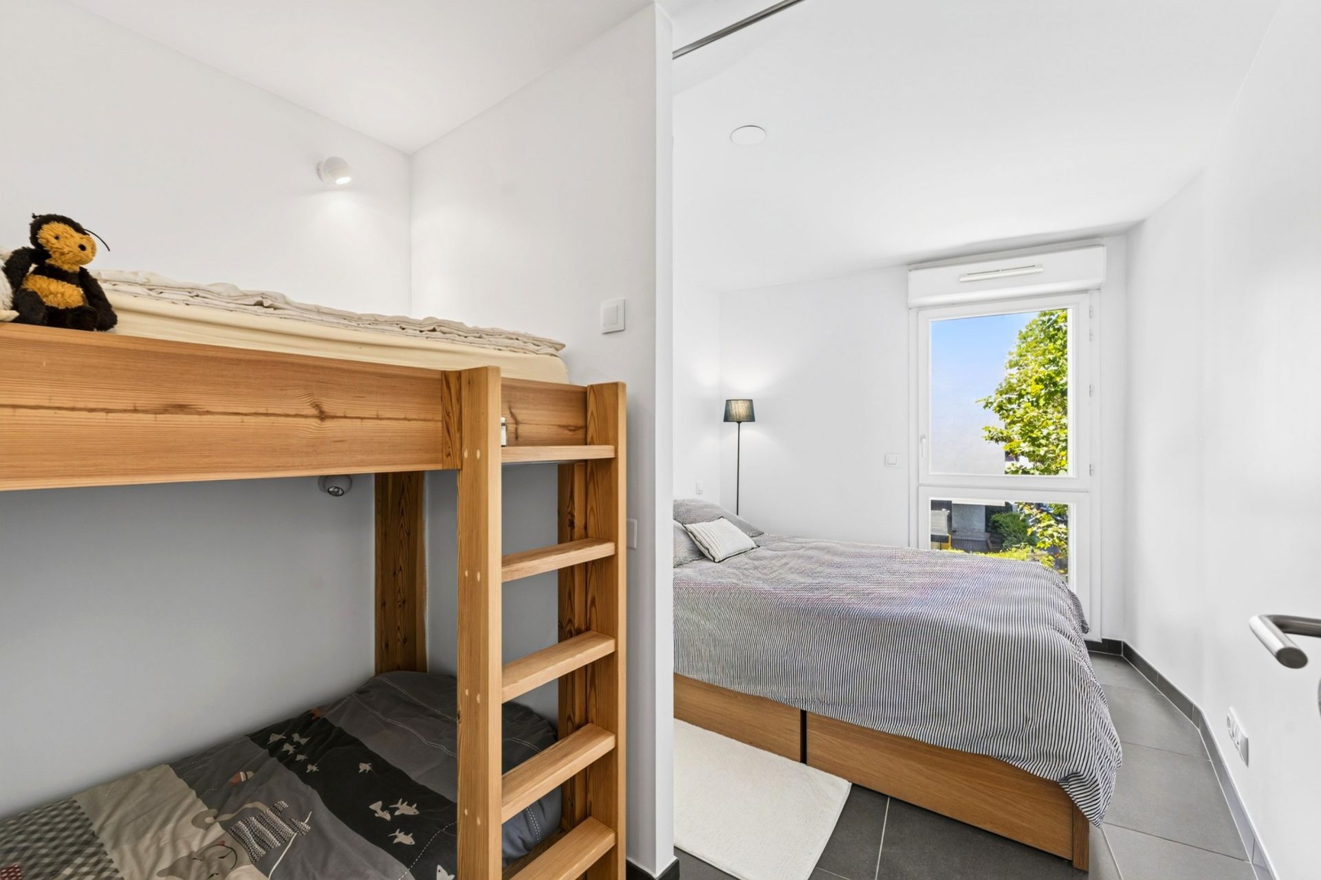 luxury apartment 3 Rooms for sale on SANARY SUR MER (83110)