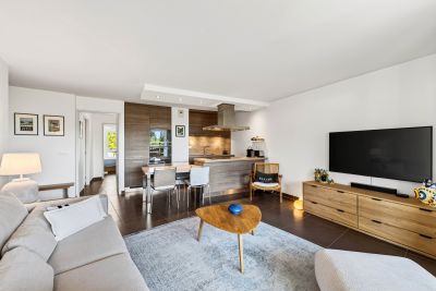 Sale Luxury apartment Sanary-sur-Mer 3&nbsp;Rooms 66&nbsp;m²