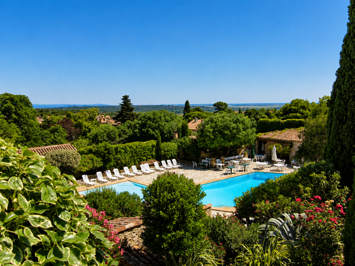 maison de luxe 44 Pièces en vente sur UZES (30700)
