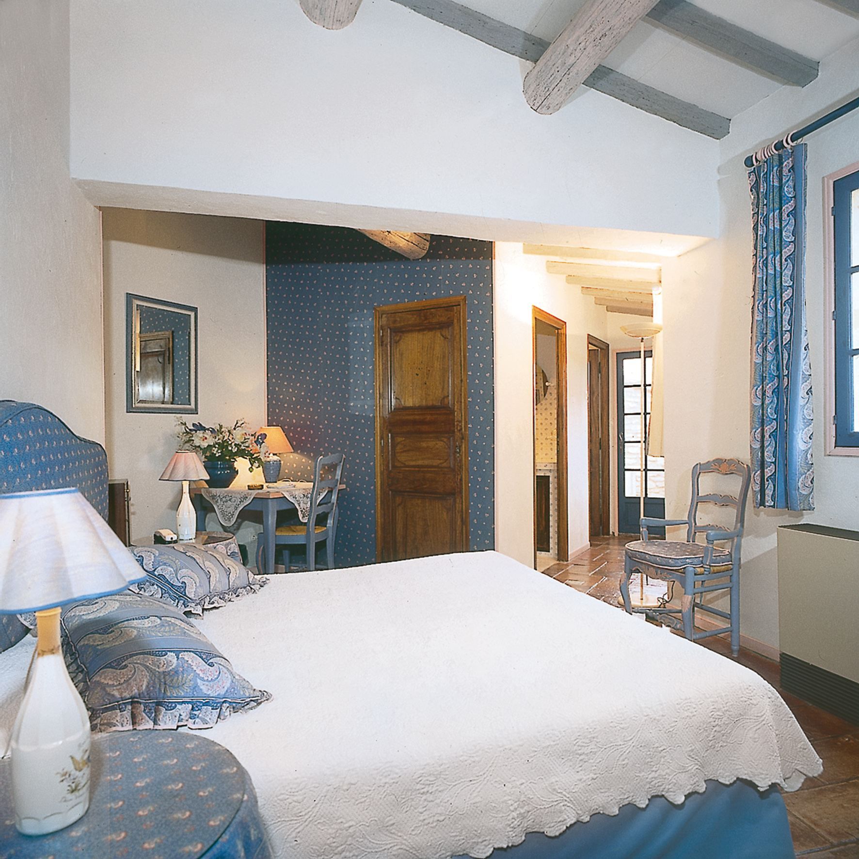 maison de luxe 44 Pièces en vente sur UZES (30700)
