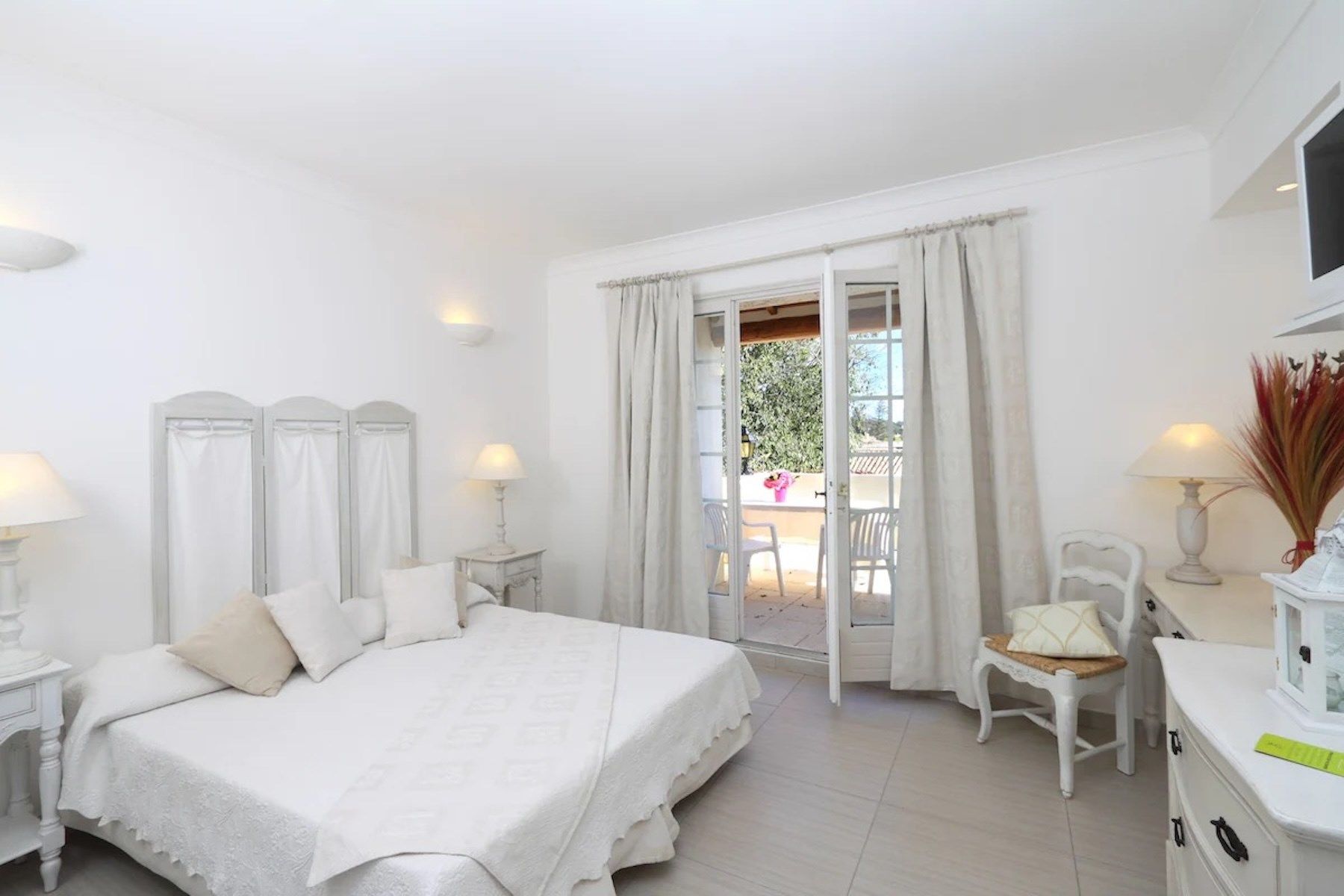 maison de luxe 44 Pièces en vente sur UZES (30700)