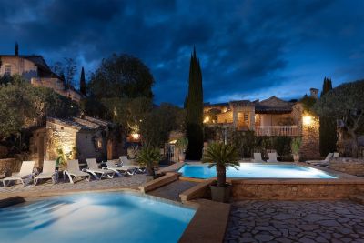 Vente Maison de luxe Uzès 44&nbsp;Pièces 2500&nbsp;m²