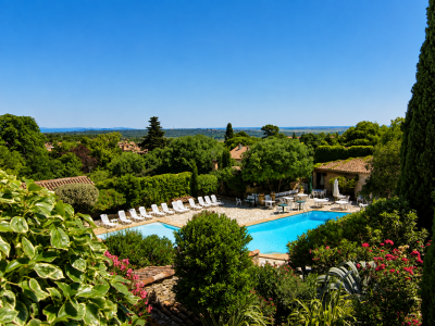 Vente Maison de luxe Uzès 44&nbsp;Pièces 2500&nbsp;m²