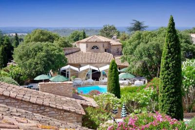 Vente Maison de luxe Uzès 44&nbsp;Pièces 2500&nbsp;m²