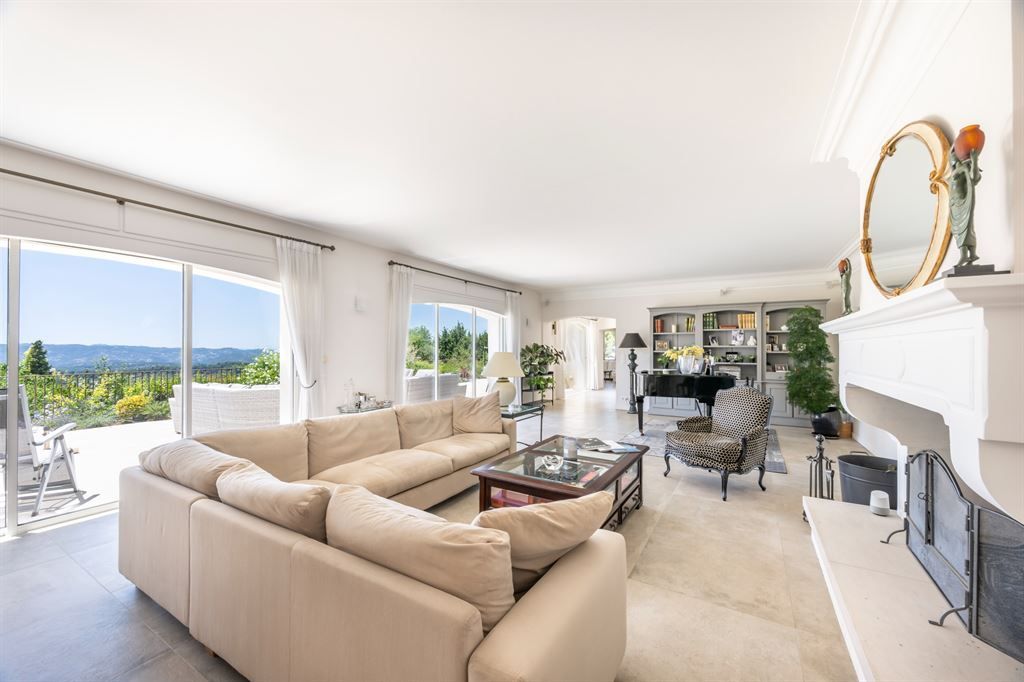 villa de luxe 10 Pièces en vente sur CHATEAUNEUF GRASSE (06740)