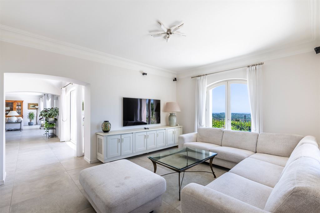 villa de luxe 10 Pièces en vente sur CHATEAUNEUF GRASSE (06740)