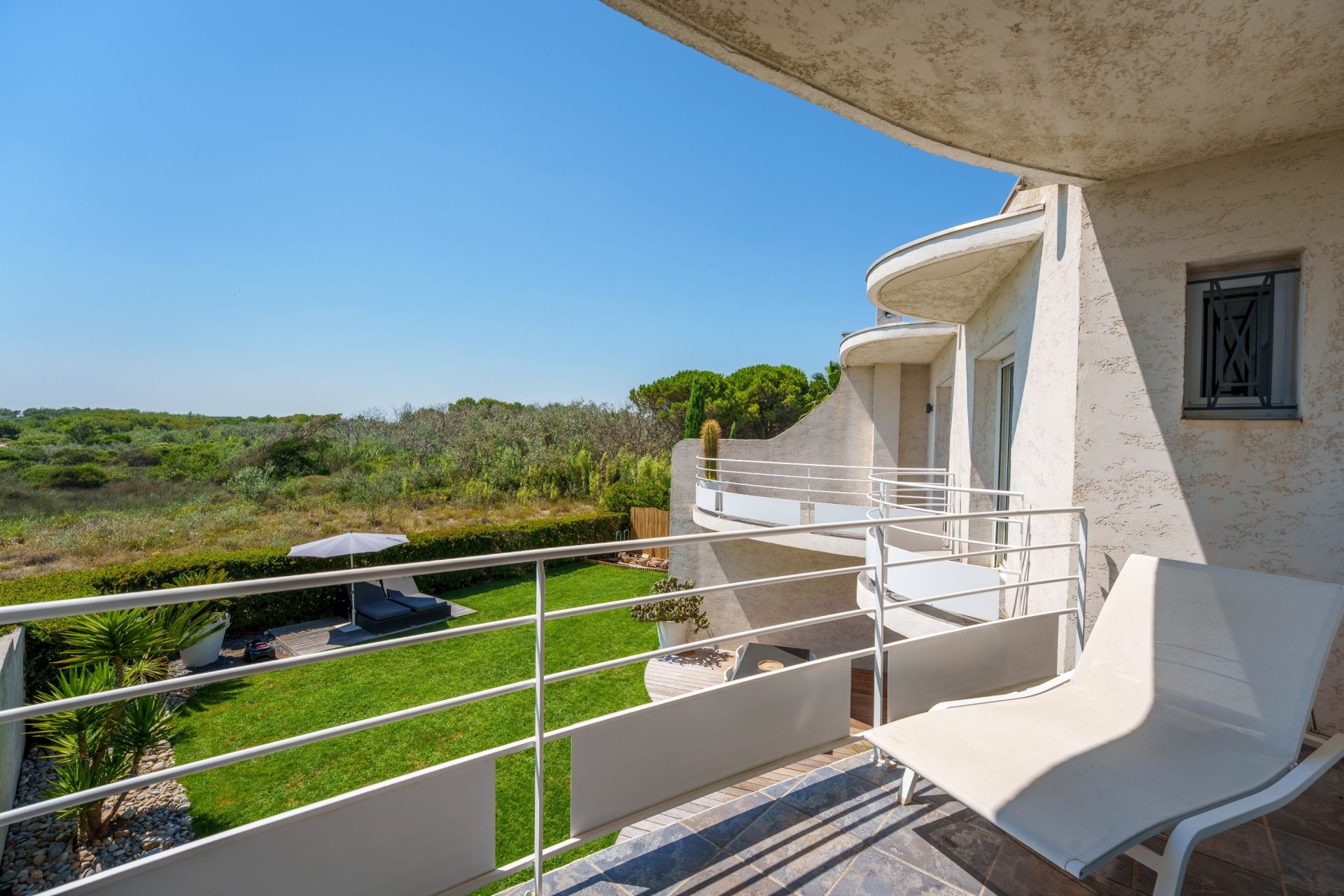 luxury villa 5 Rooms for sale on LA GRANDE MOTTE (34280)