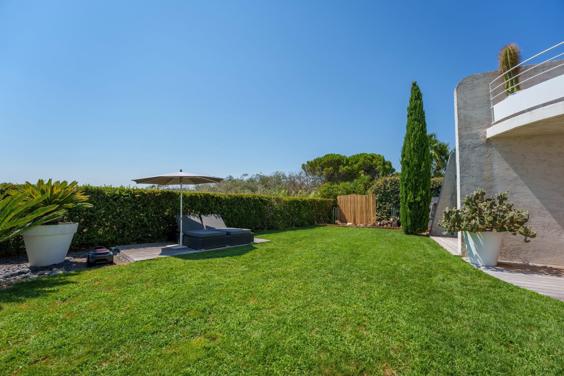 luxury villa 5 Rooms for sale on LA GRANDE MOTTE (34280)