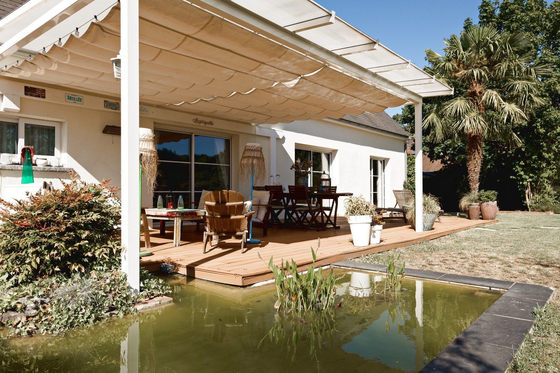 luxury house 7 Rooms for sale on VENNECY (45760)