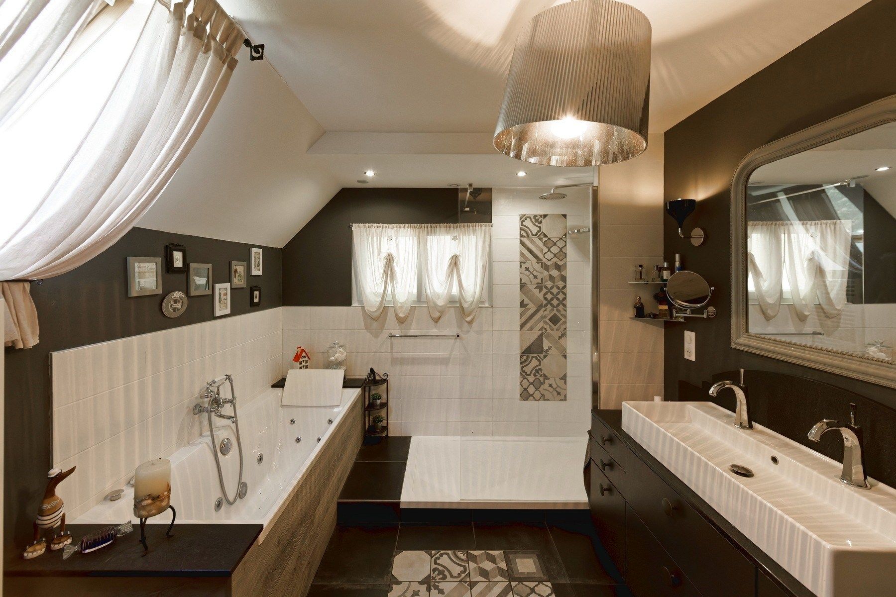 luxury house 7 Rooms for sale on VENNECY (45760)