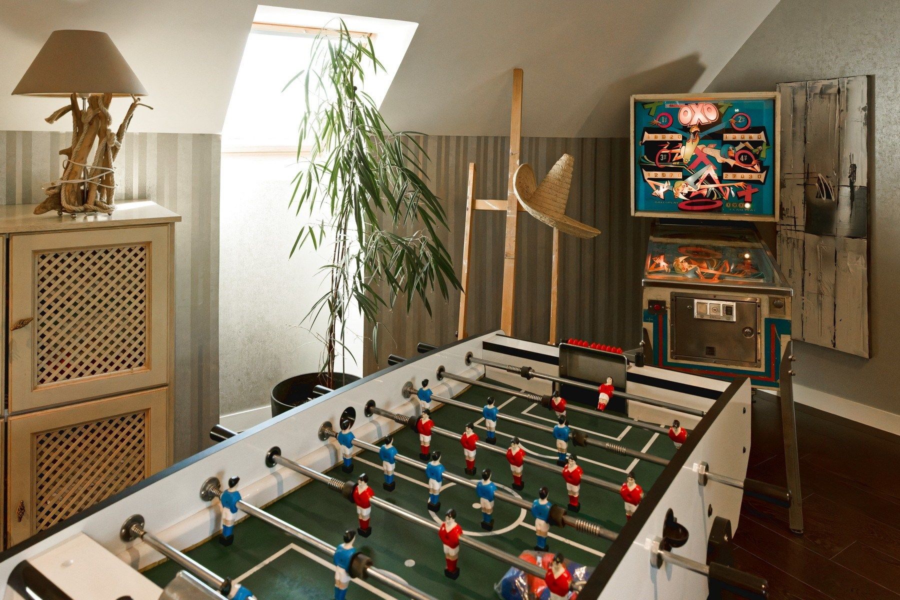 luxury house 7 Rooms for sale on VENNECY (45760)