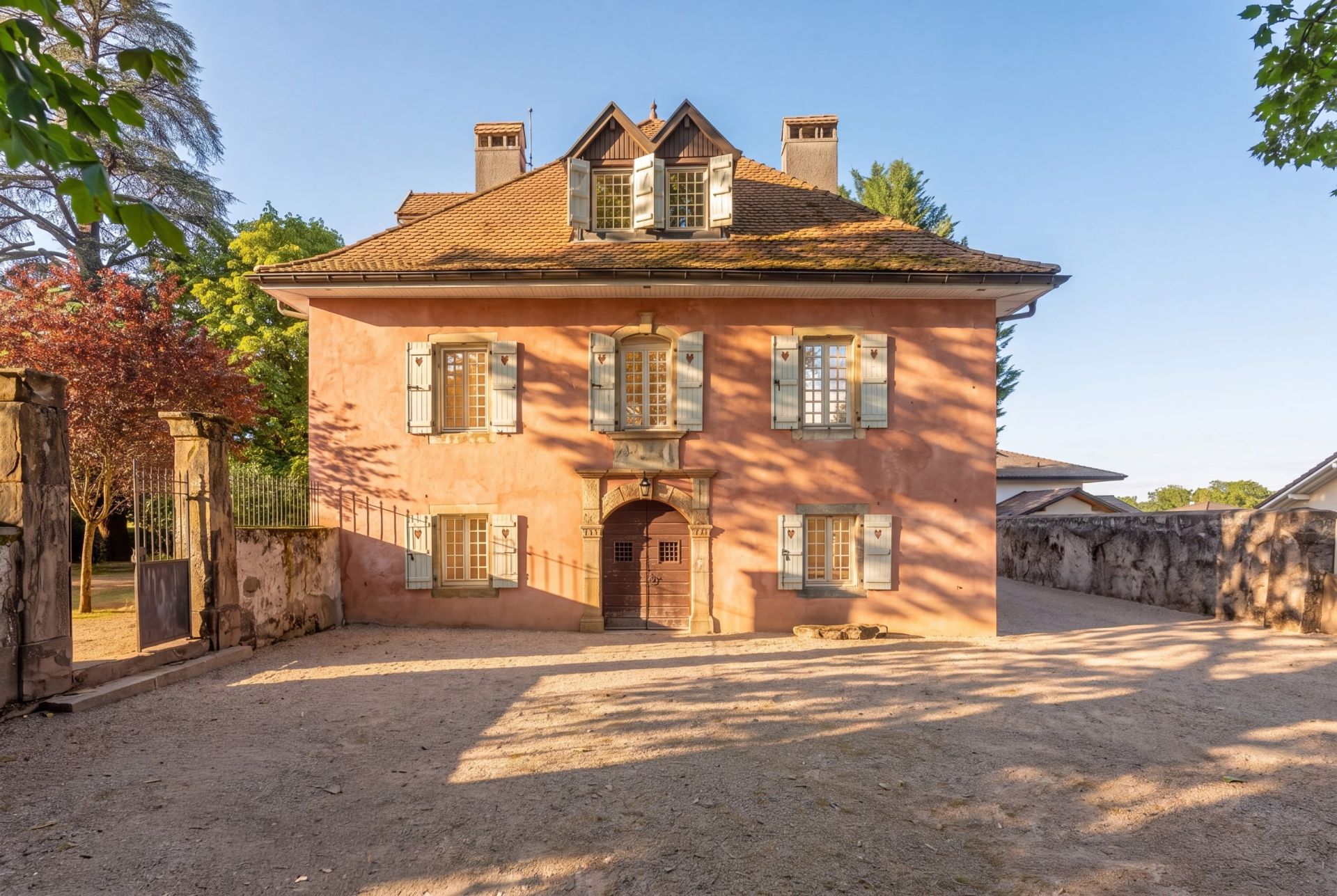 maison de luxe 10 Pièces en vente sur ALLINGES (74200)