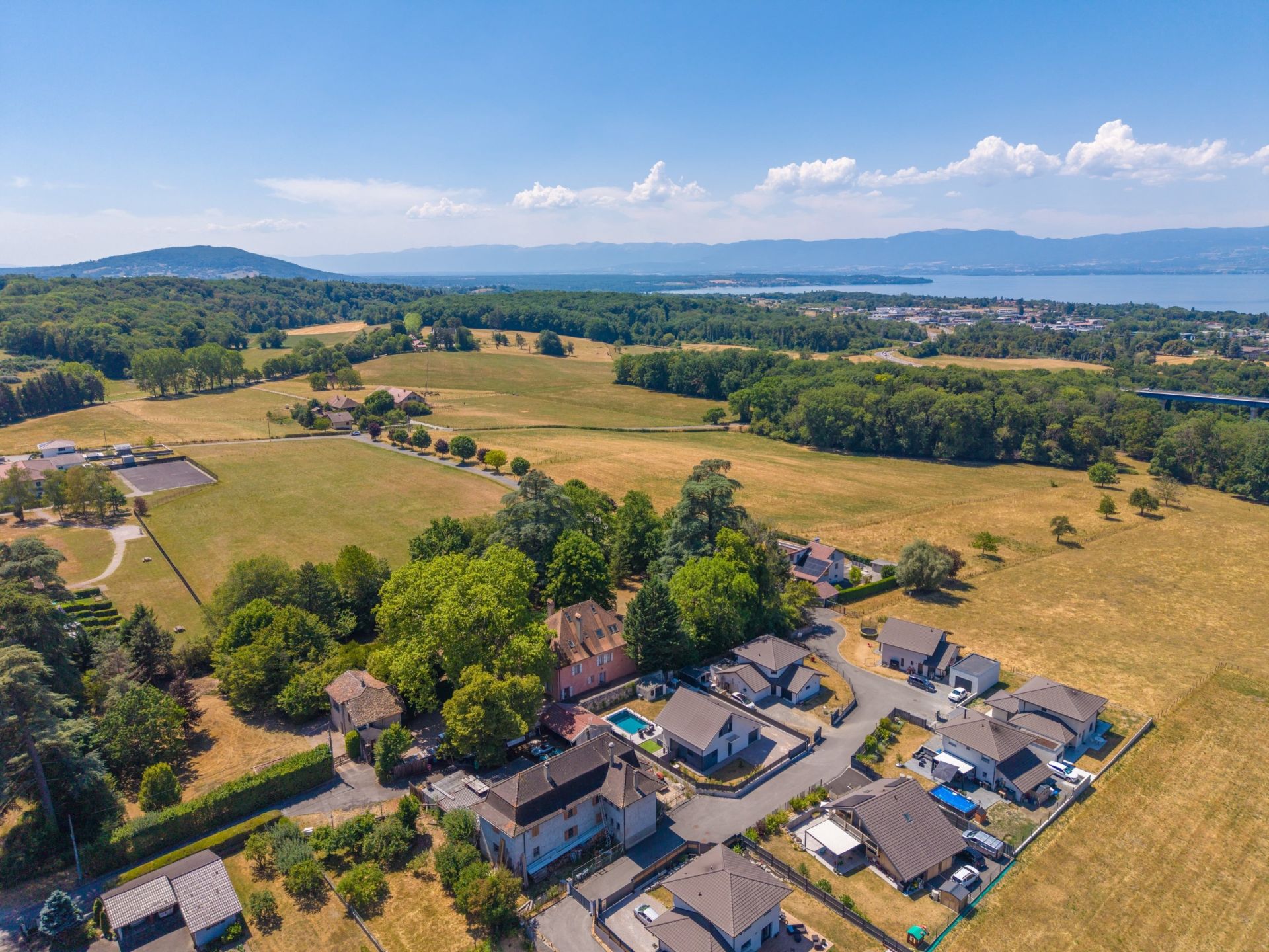 maison de luxe 10 Pièces en vente sur ALLINGES (74200)