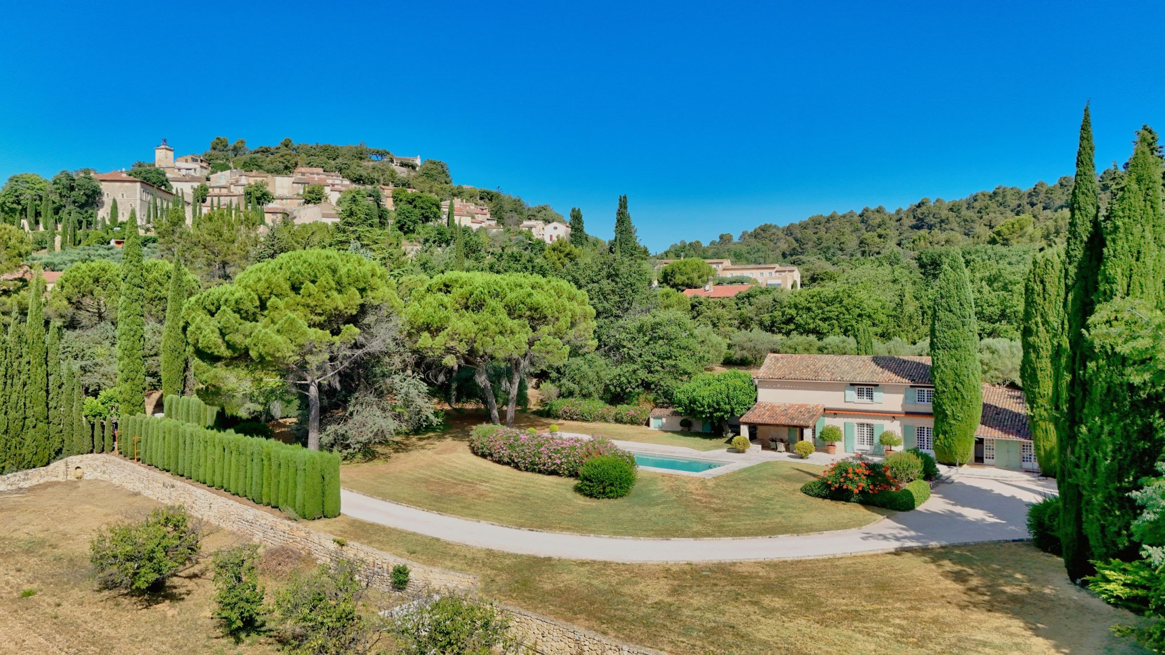 bastide 11 Pièces en vente sur MOISSAC BELLEVUE (83630)