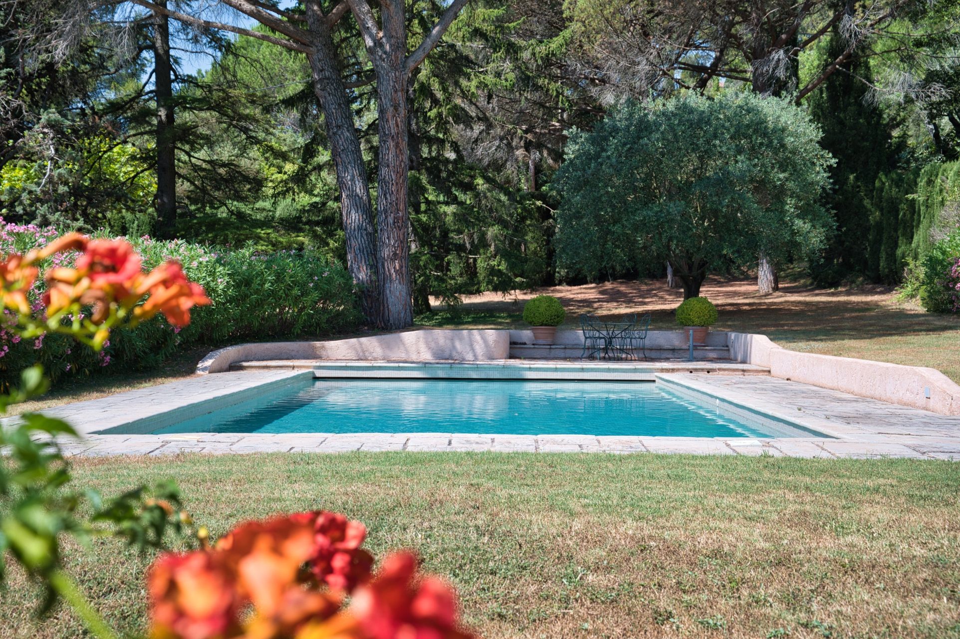 bastide 11 Rooms for sale on MOISSAC BELLEVUE (83630)