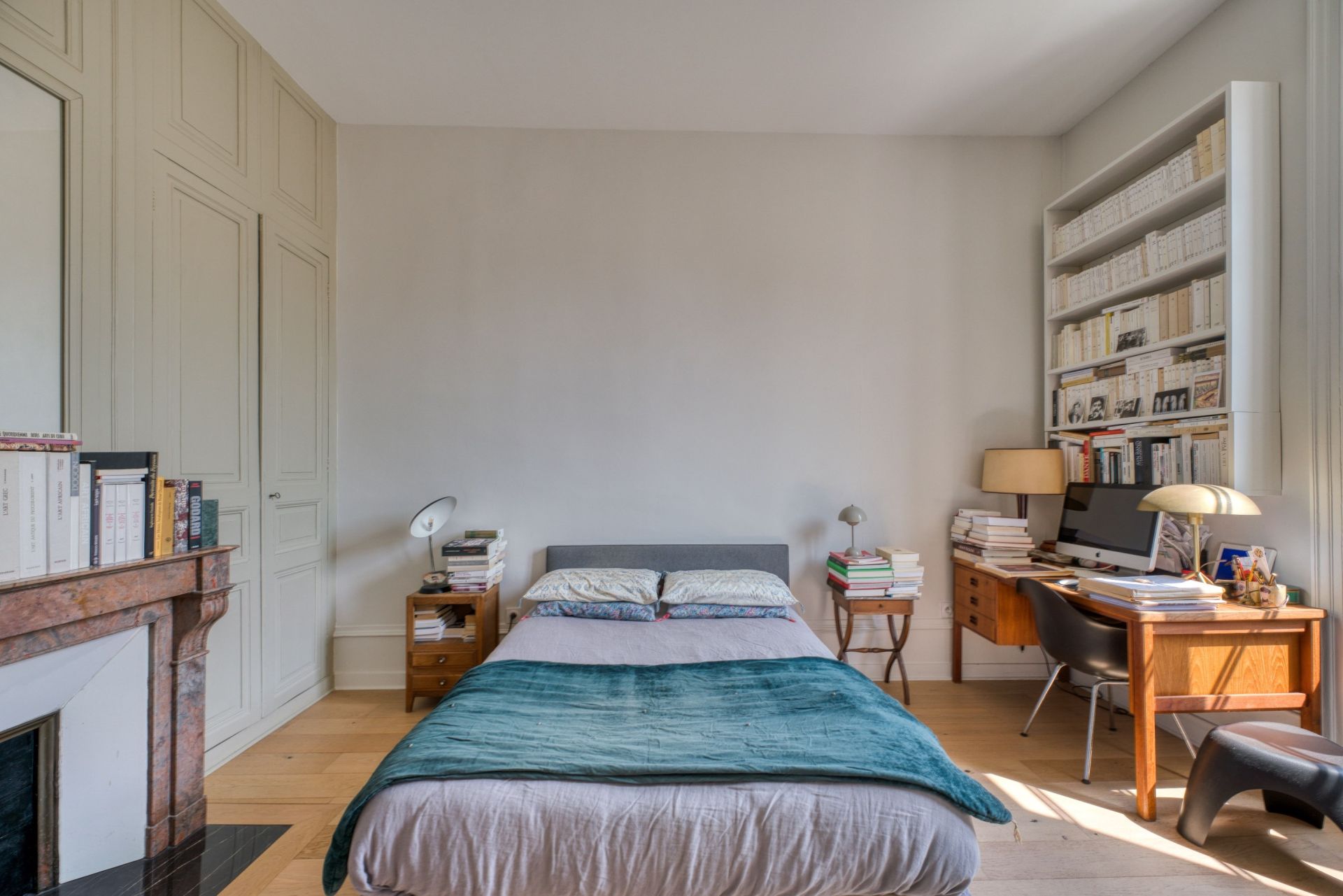 luxury apartment 3 Rooms for sale on LA ROCHELLE (17000)