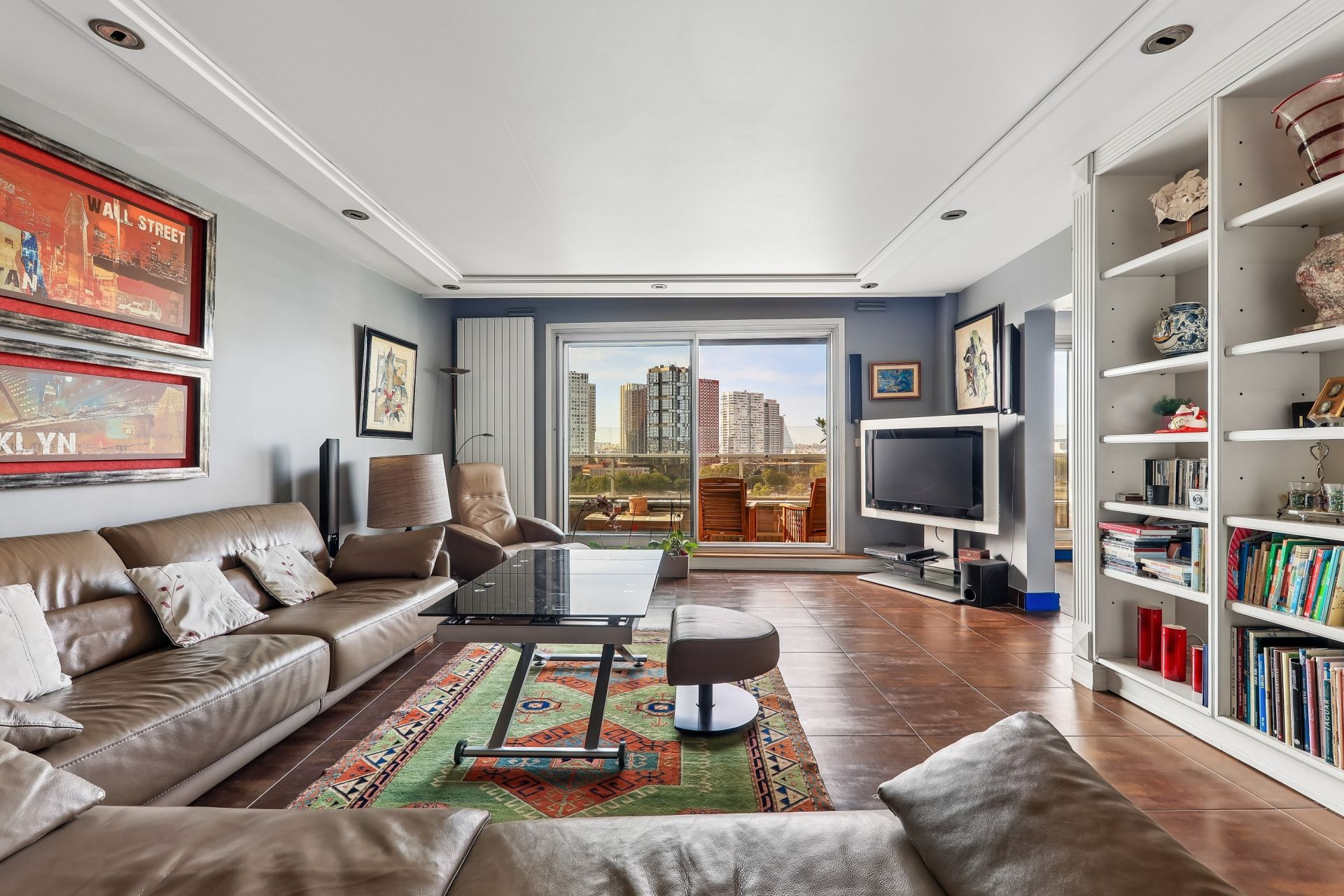 luxury apartment 4 Rooms for sale on PARIS (75016)