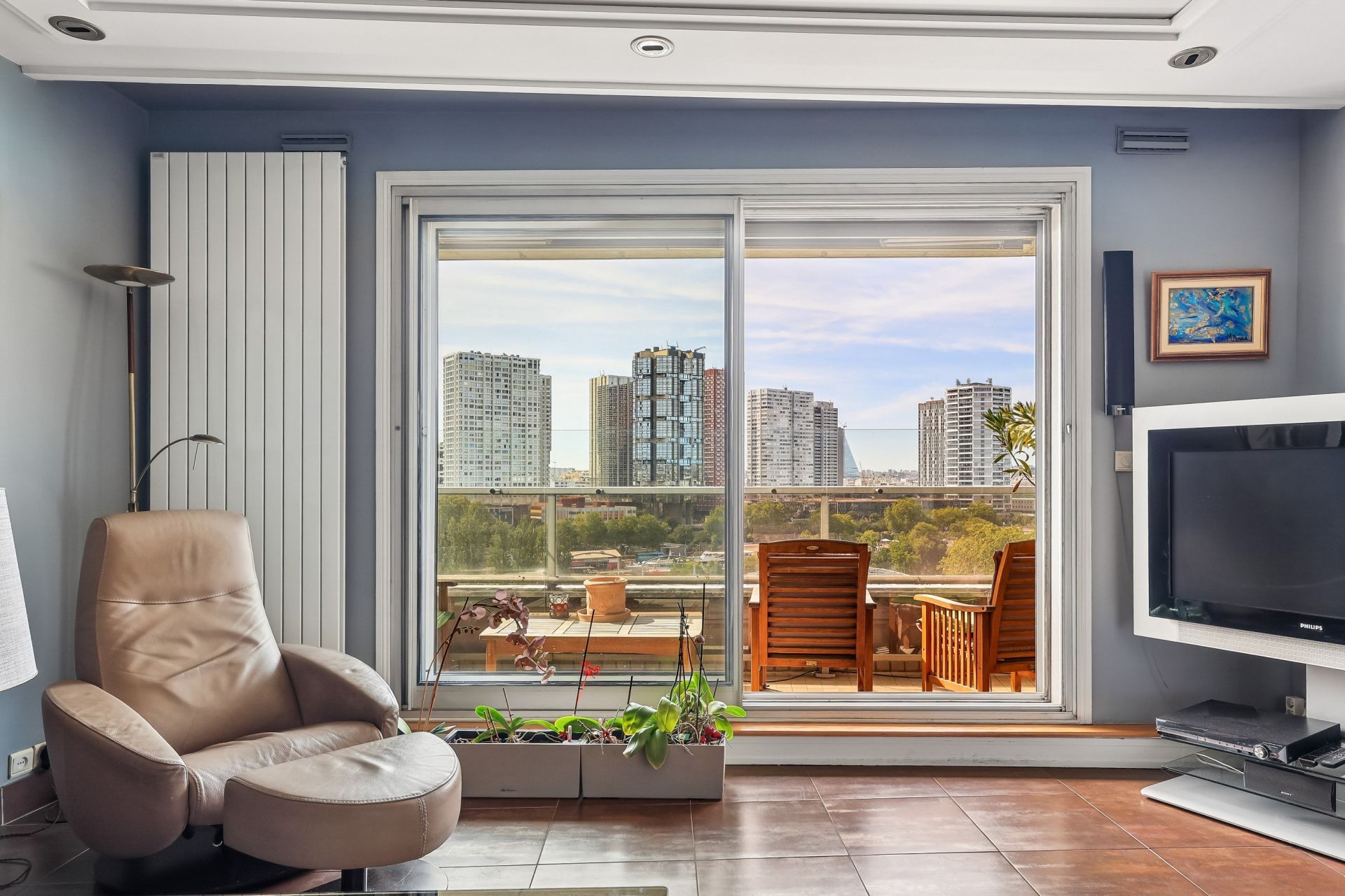 luxury apartment 4 Rooms for sale on PARIS (75016)