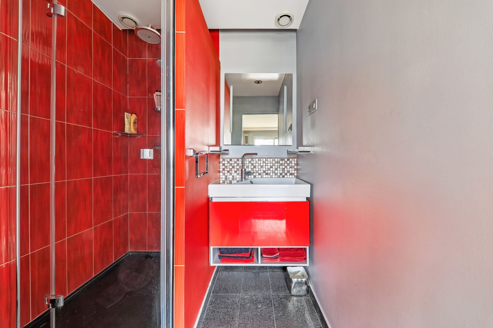 luxury apartment 4 Rooms for sale on PARIS (75016)