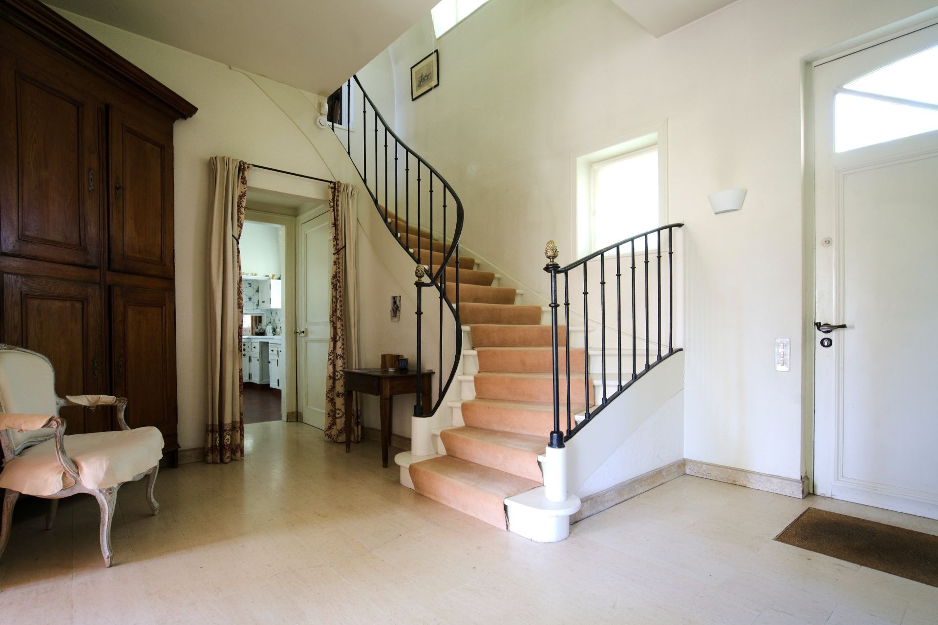 luxury house 9 Rooms for sale on CROIX (59170)