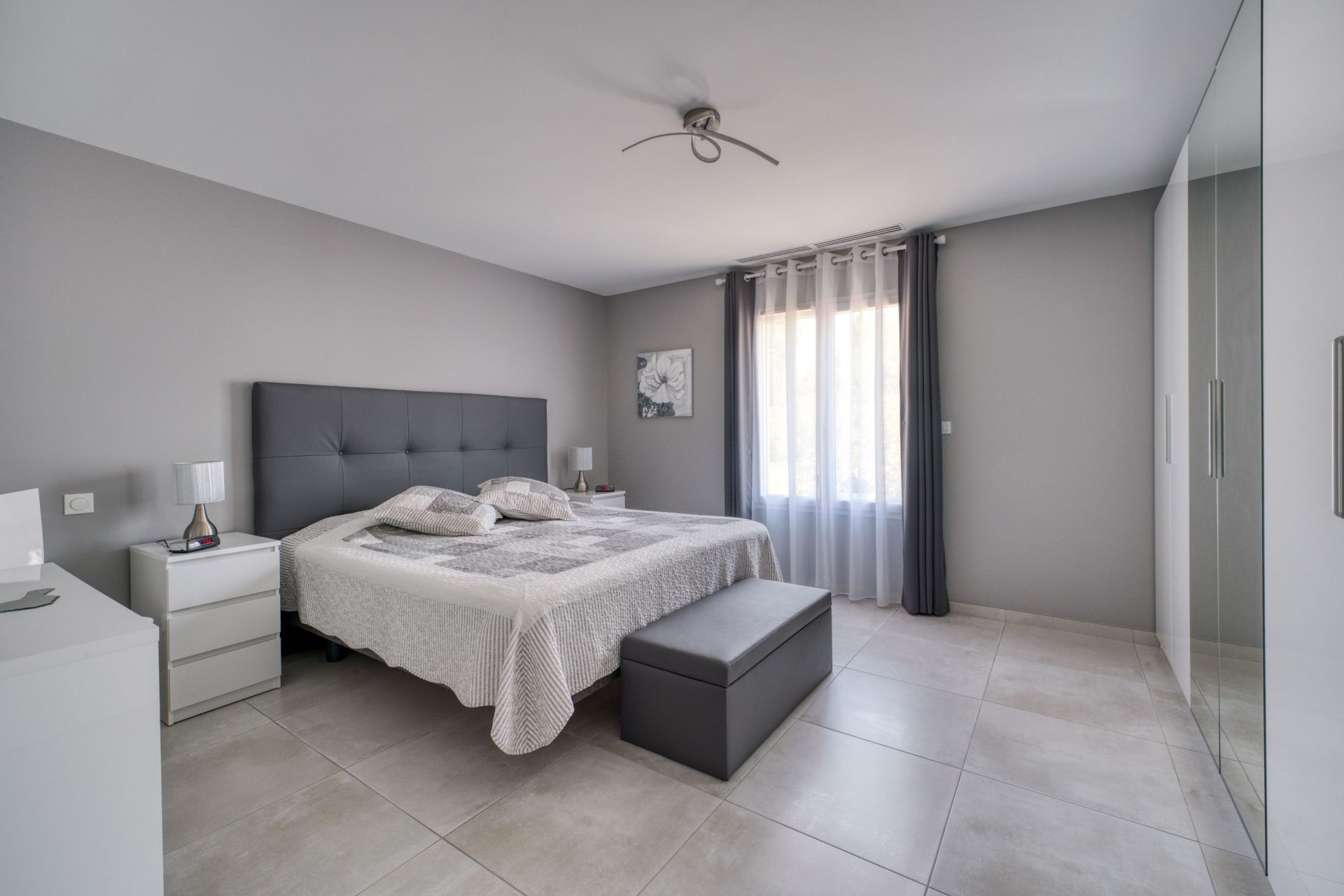 luxury house 5 Rooms for sale on ST BRICE (16100)