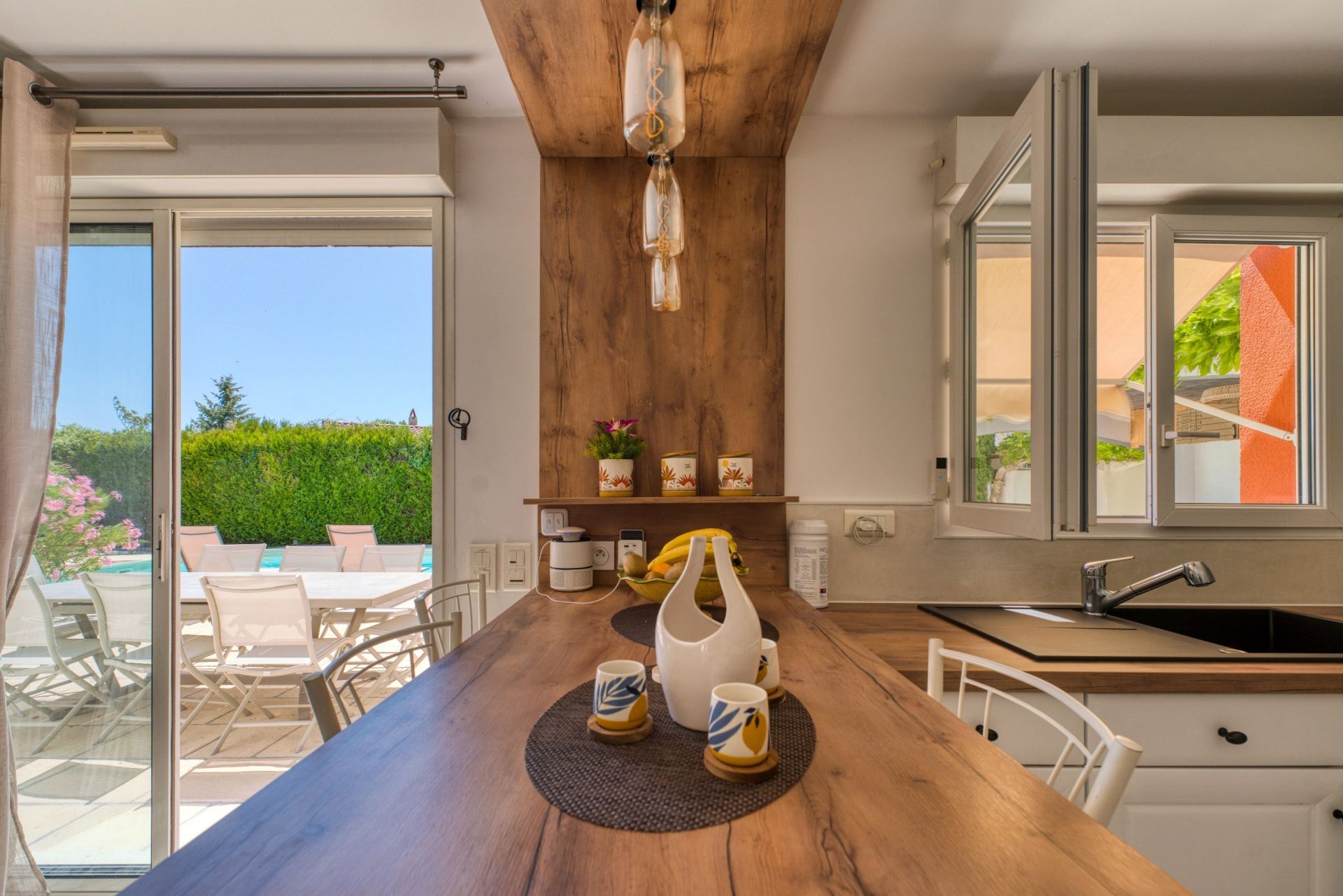 luxury house 6 Rooms for sale on ROYAN (17200)