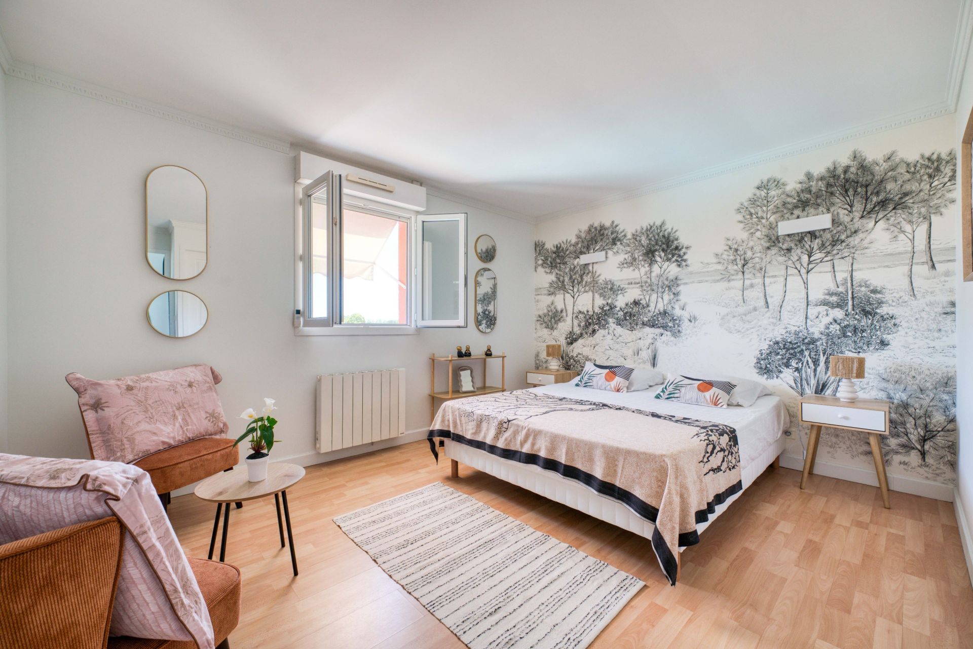 luxury house 6 Rooms for sale on ROYAN (17200)