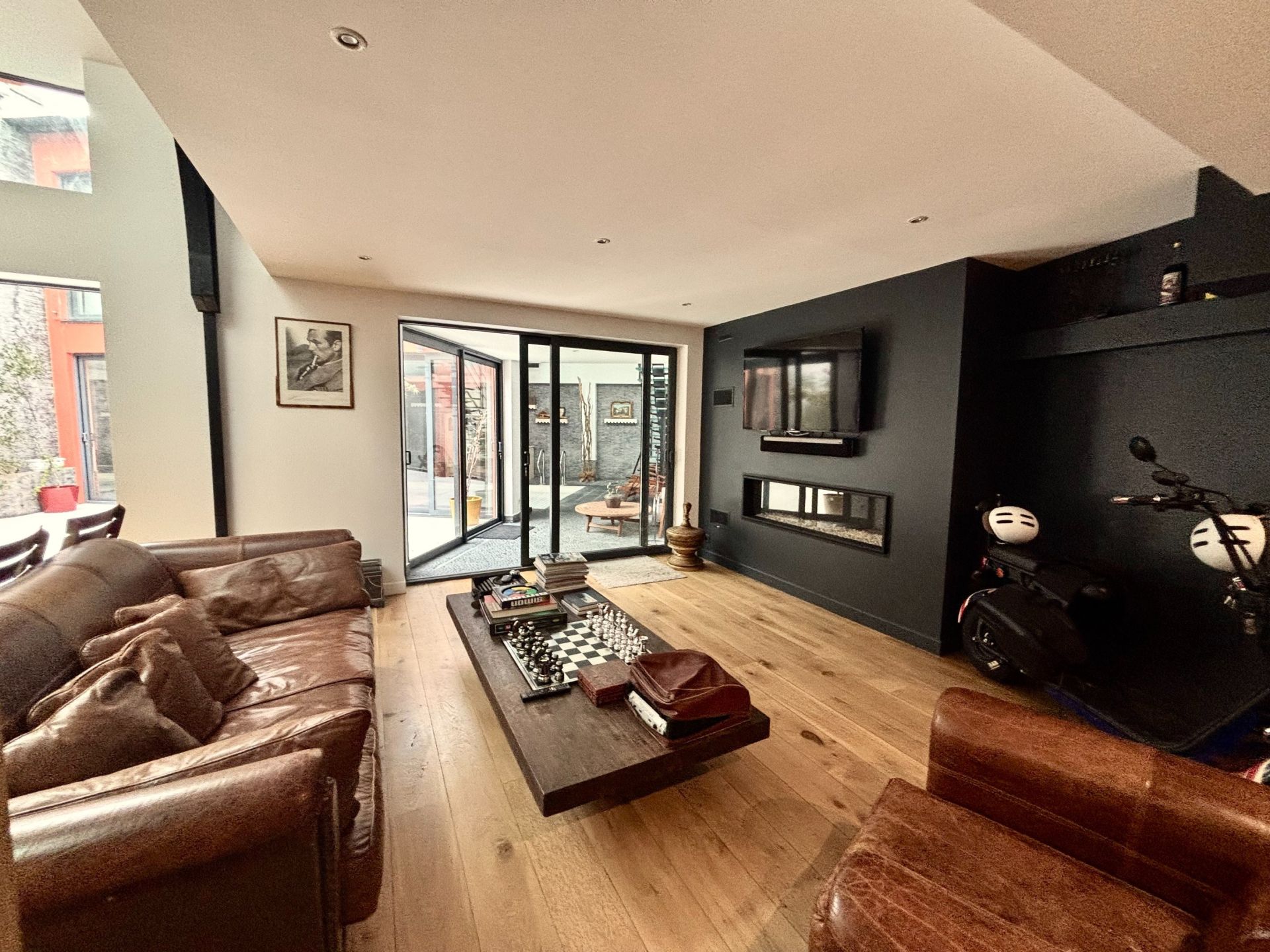 luxury house 7 Rooms for sale on DEAUVILLE (14800)