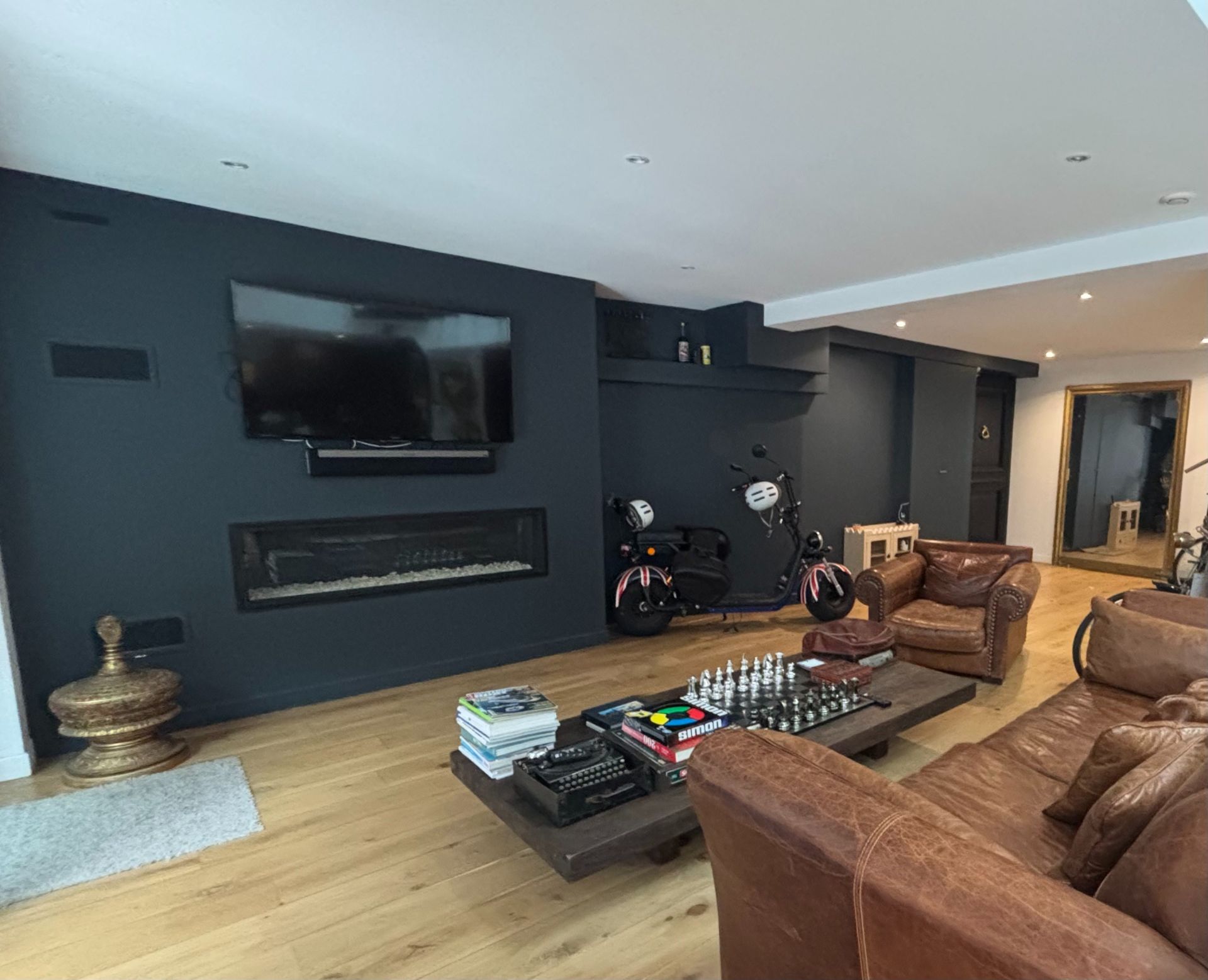 luxury house 7 Rooms for sale on DEAUVILLE (14800)