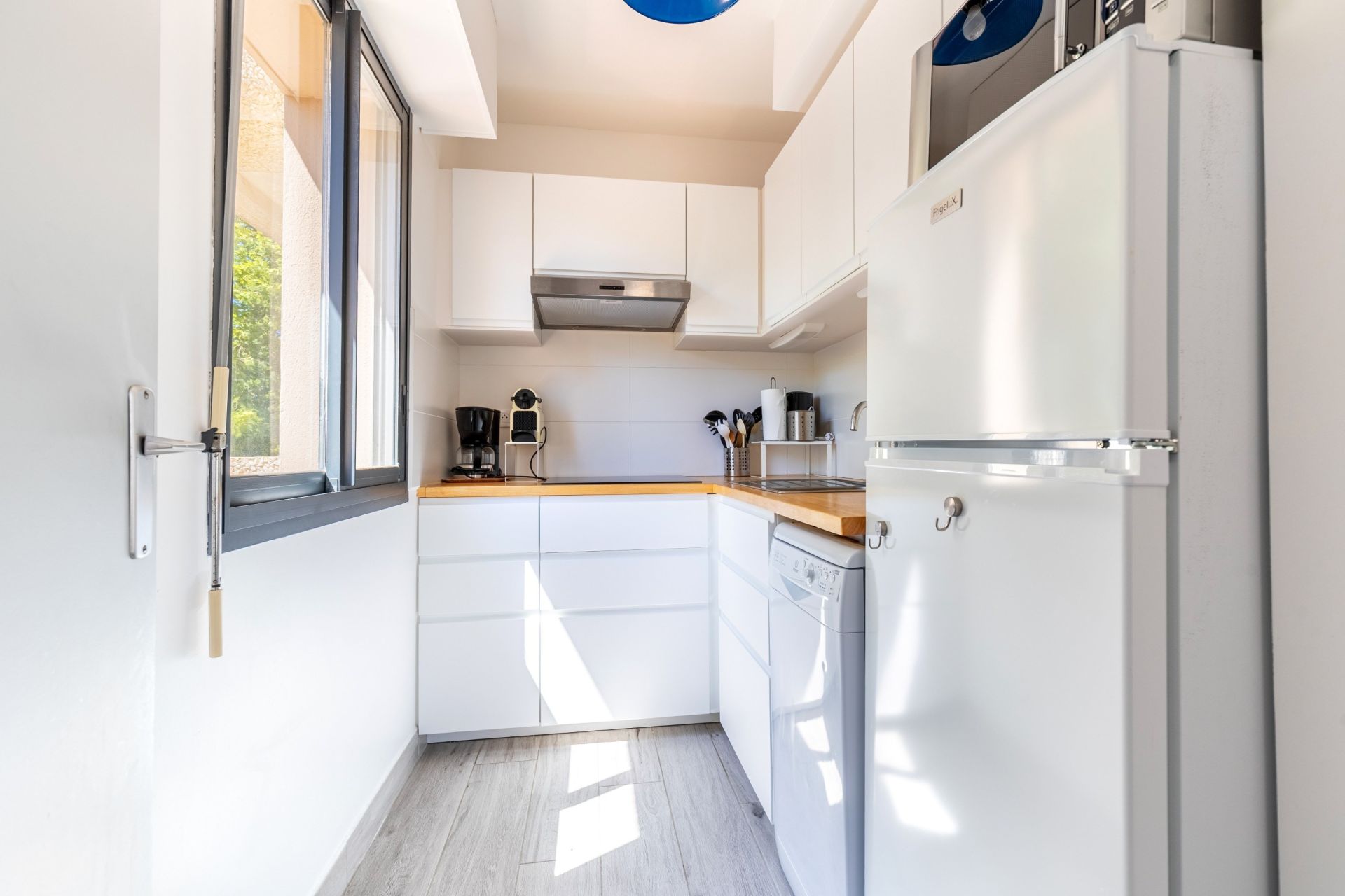 luxury apartment 3 Rooms for sale on ARCACHON (33120)