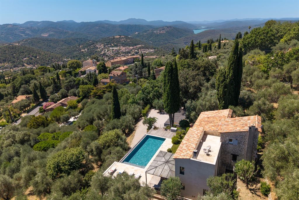 luxury villa 7 Rooms for sale on LE TIGNET (06530)