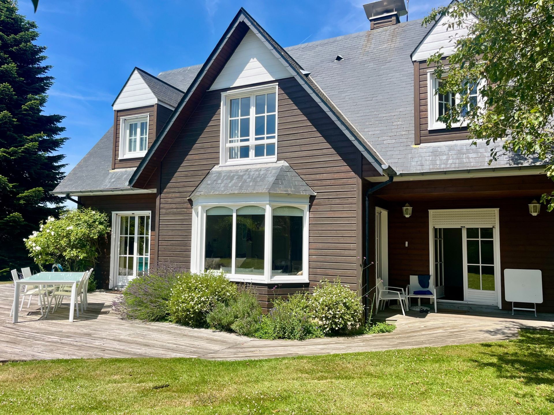 maison contemporaine 6 Pièces en vente sur BOIS GUILLAUME (76230)