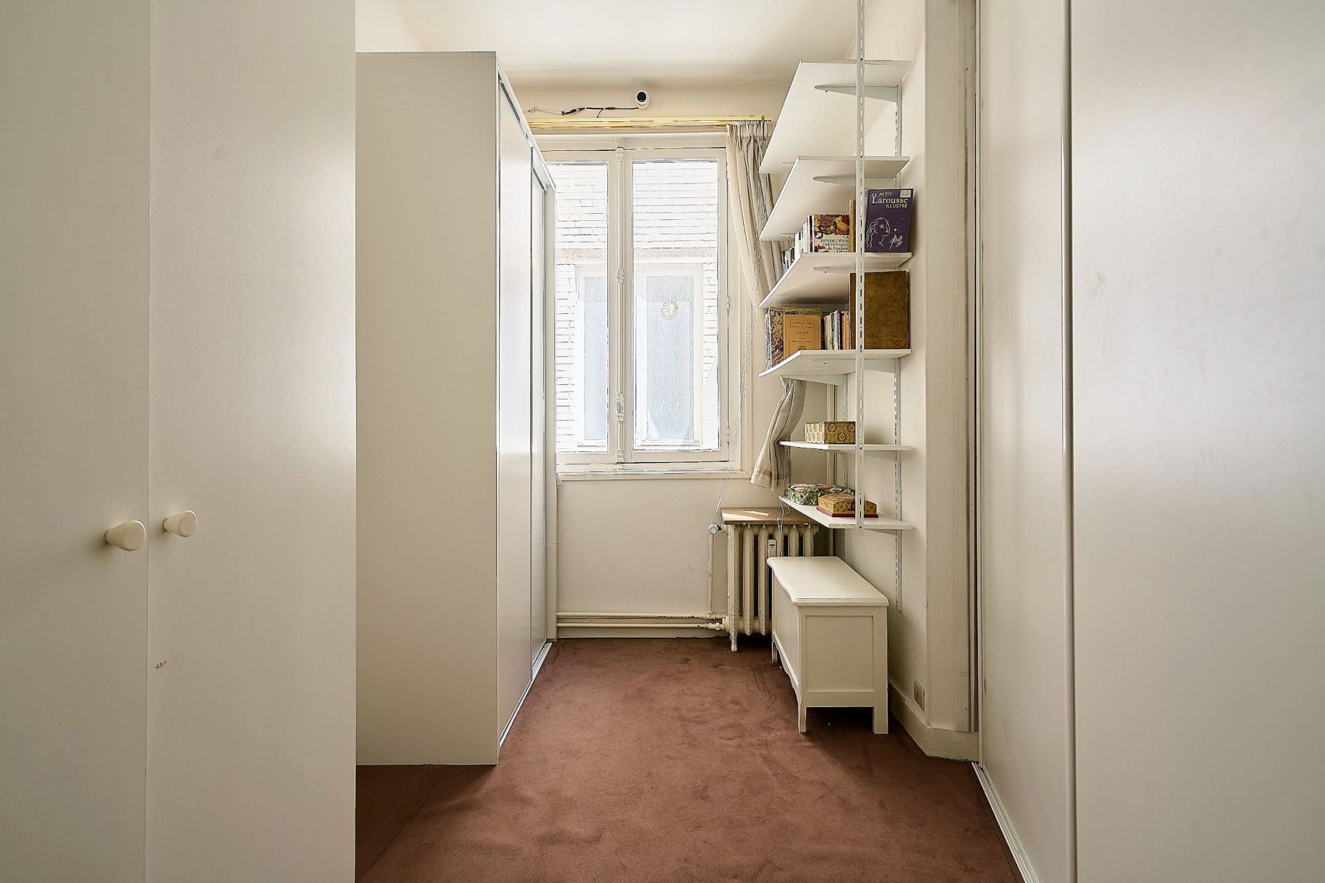 luxury apartment 7 Rooms for sale on LILLE (59000)