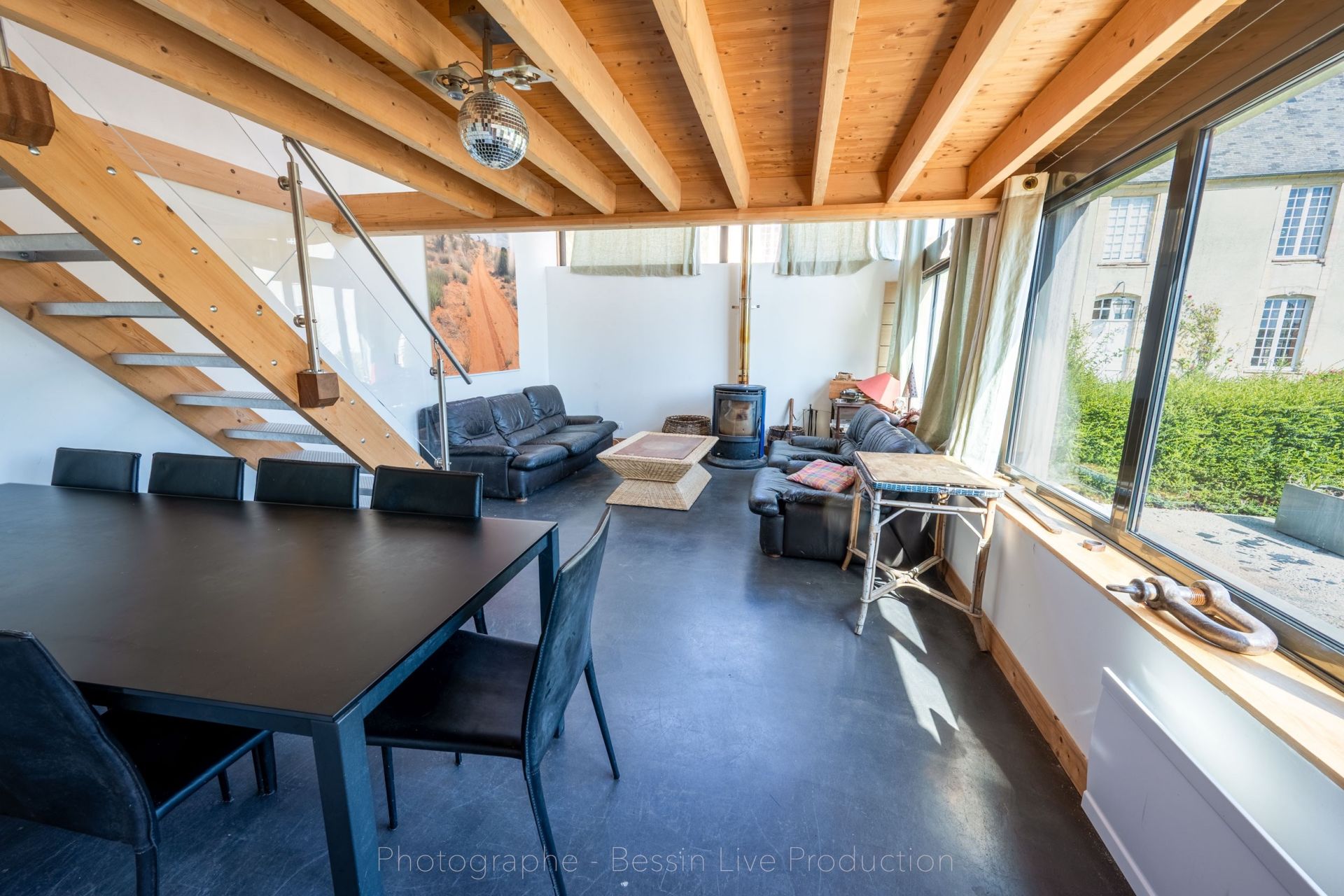 luxury house 8 Rooms for sale on VIERVILLE SUR MER (14710)