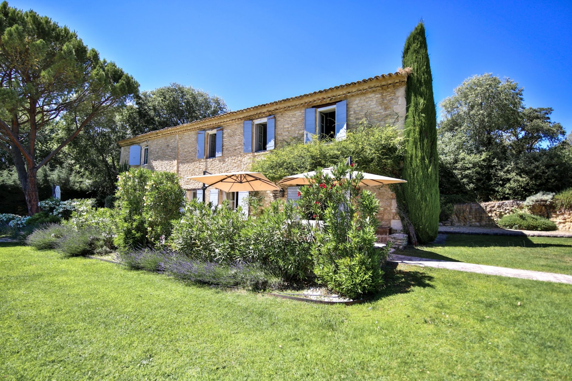 maison de luxe 10 Pièces en vente sur MENERBES (84560)