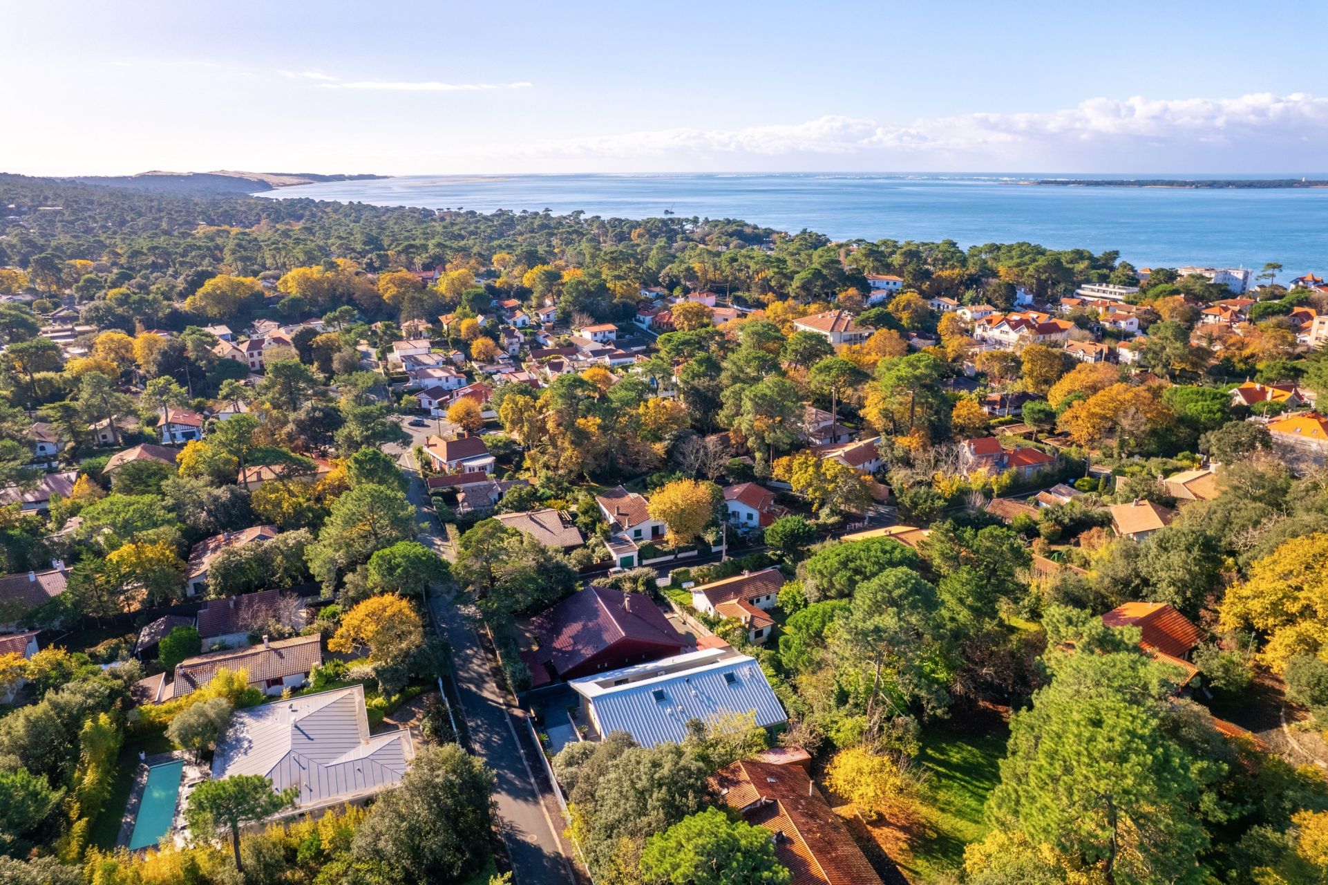 luxury house 6 Rooms for sale on ARCACHON (33120)