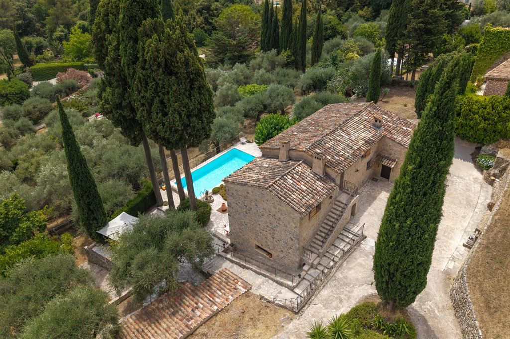 maison provençale de luxe 6 Pièces en vente sur SPERACEDES (06530)