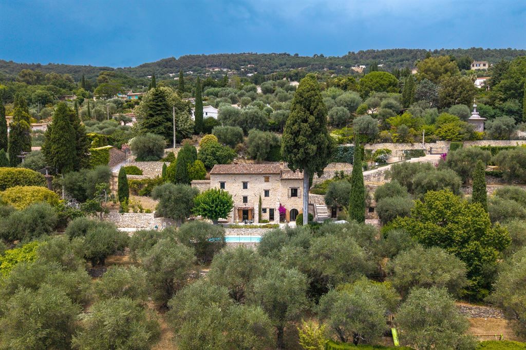 maison provençale de luxe 6 Pièces en vente sur SPERACEDES (06530)