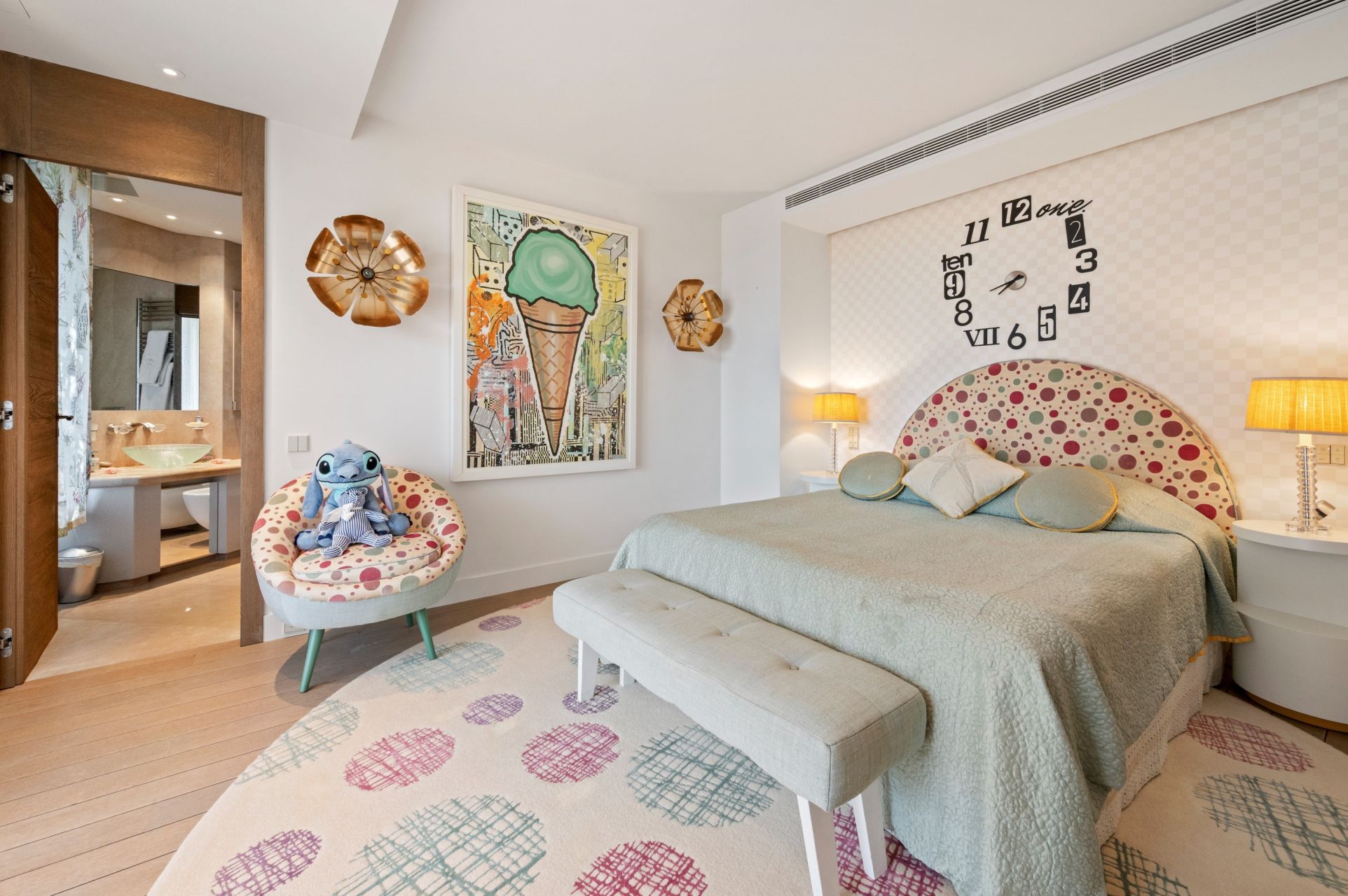 luxury villa 22 Rooms for sale on ST JEAN CAP FERRAT (06230)