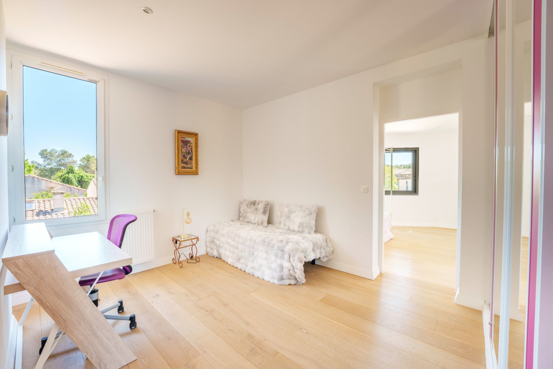 luxury house 7 Rooms for sale on CASTRIES (34160)