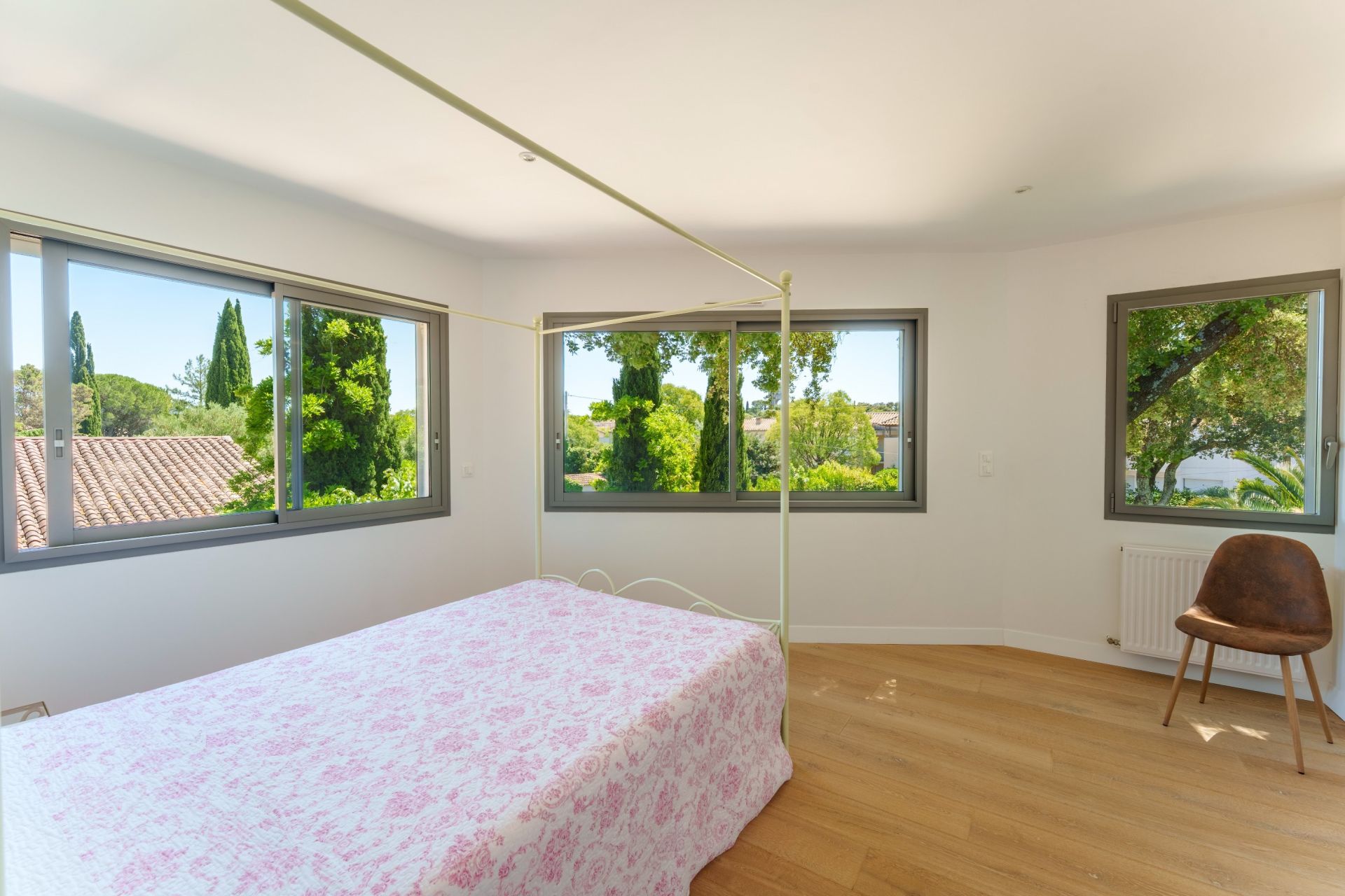 luxury house 7 Rooms for sale on CASTRIES (34160)