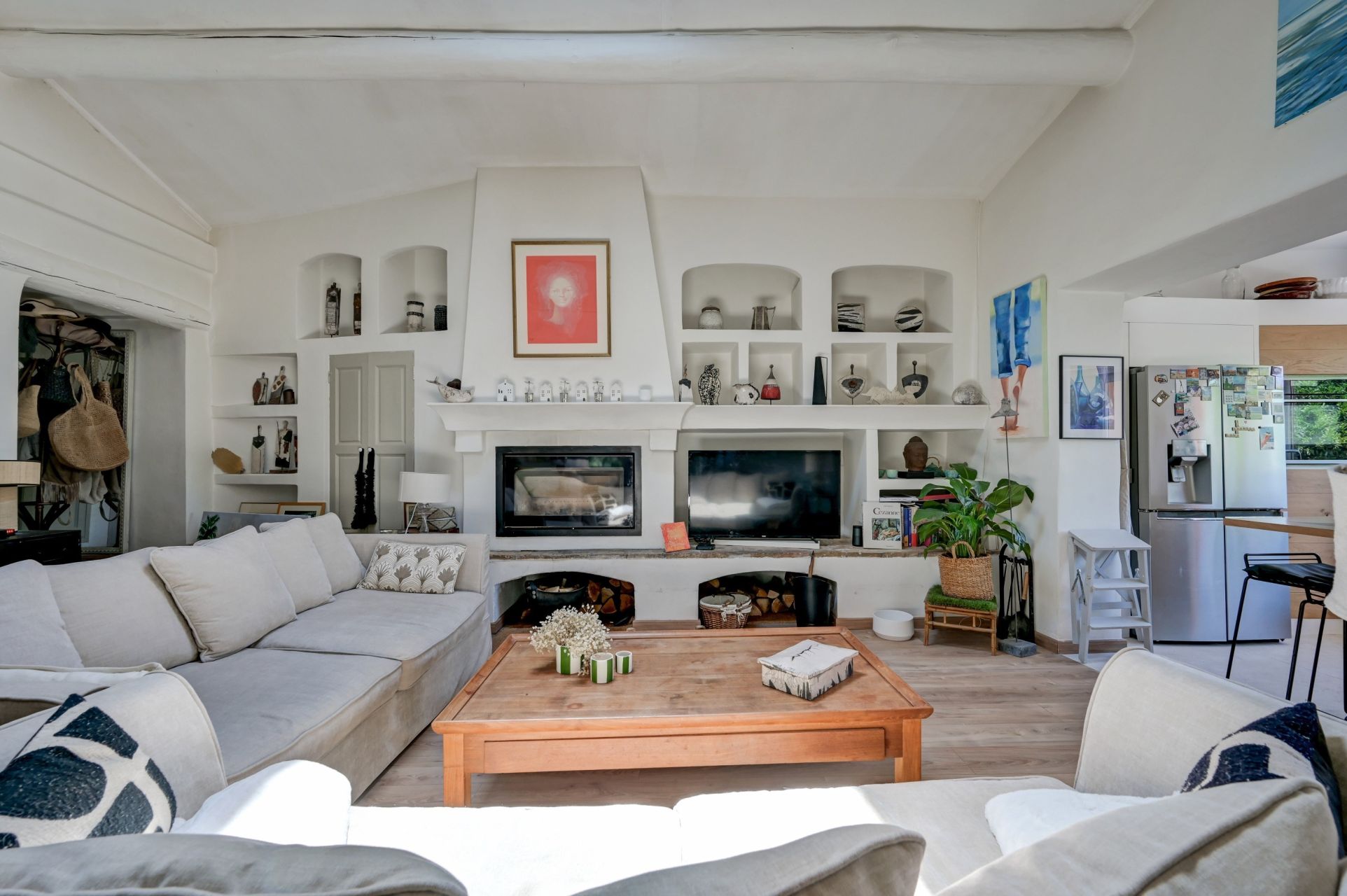 luxury house 4 Rooms for sale on AIX EN PROVENCE (13540)