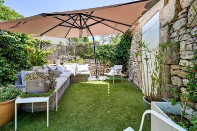 Sale Luxury house Aix-en-Provence 4&nbsp;Rooms 127&nbsp;m²