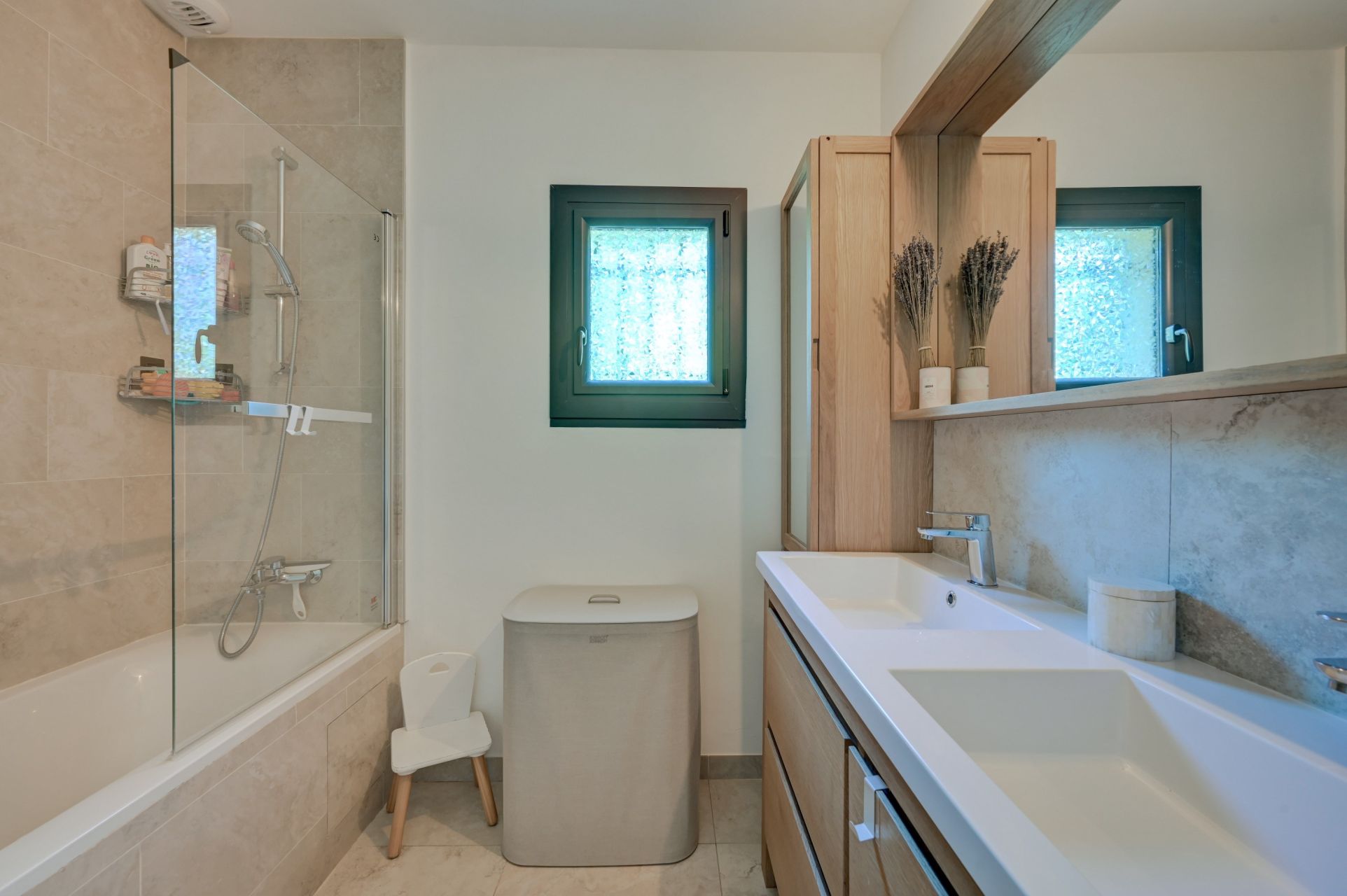 maison de luxe 4 Pièces en vente sur EGUILLES (13510)