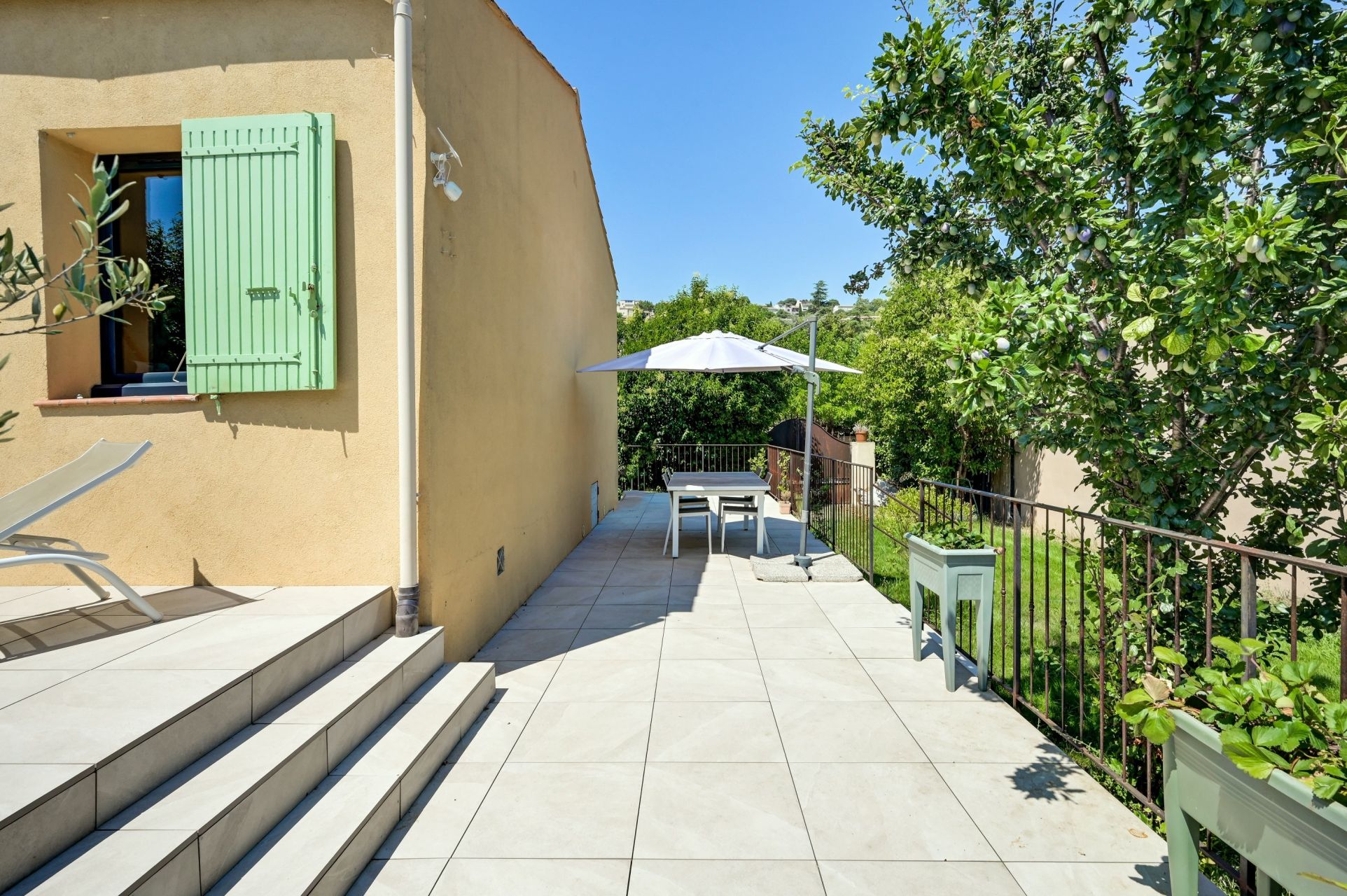 maison de luxe 4 Pièces en vente sur EGUILLES (13510)