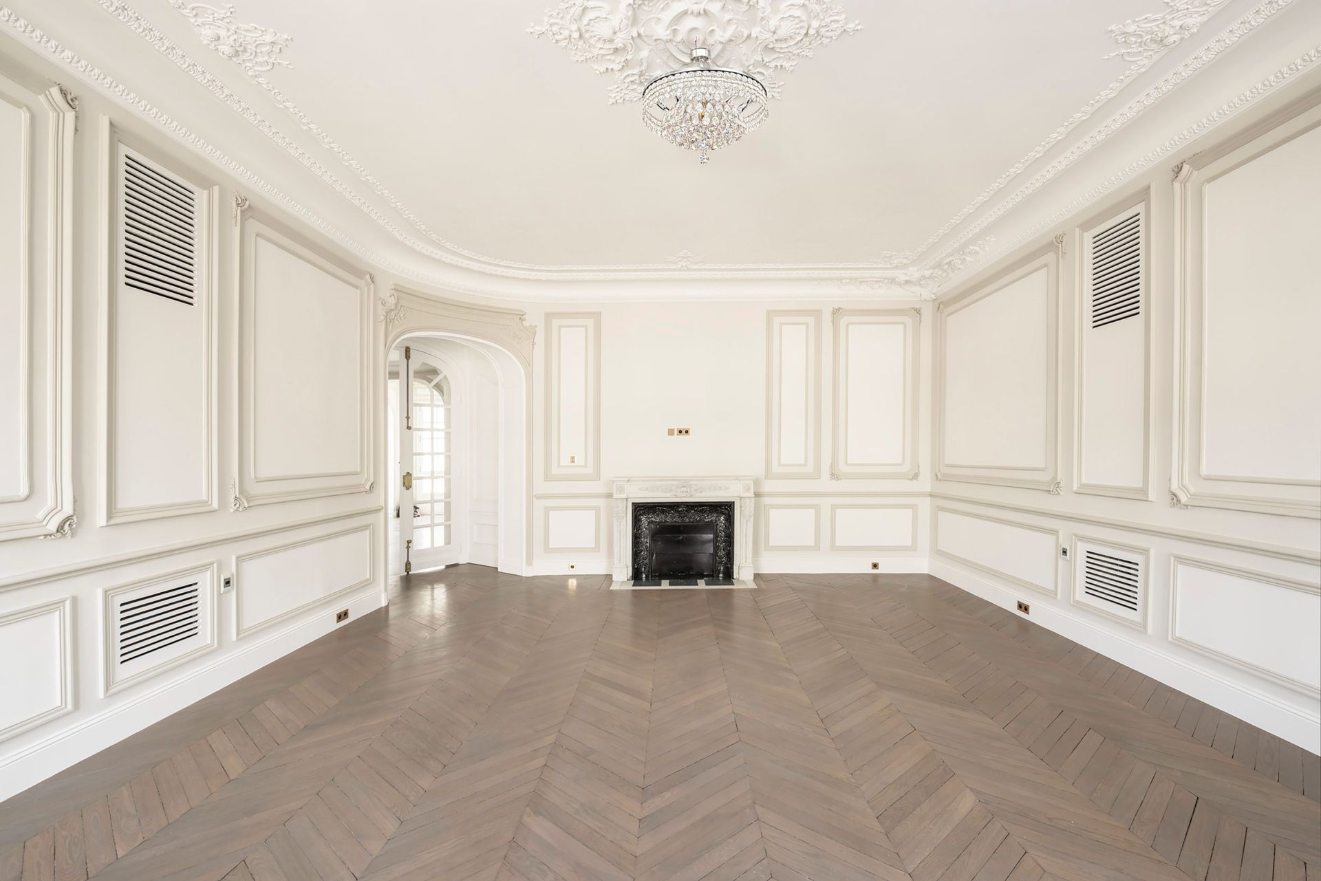 luxury apartment 8 Rooms for rent on PARIS (75016)