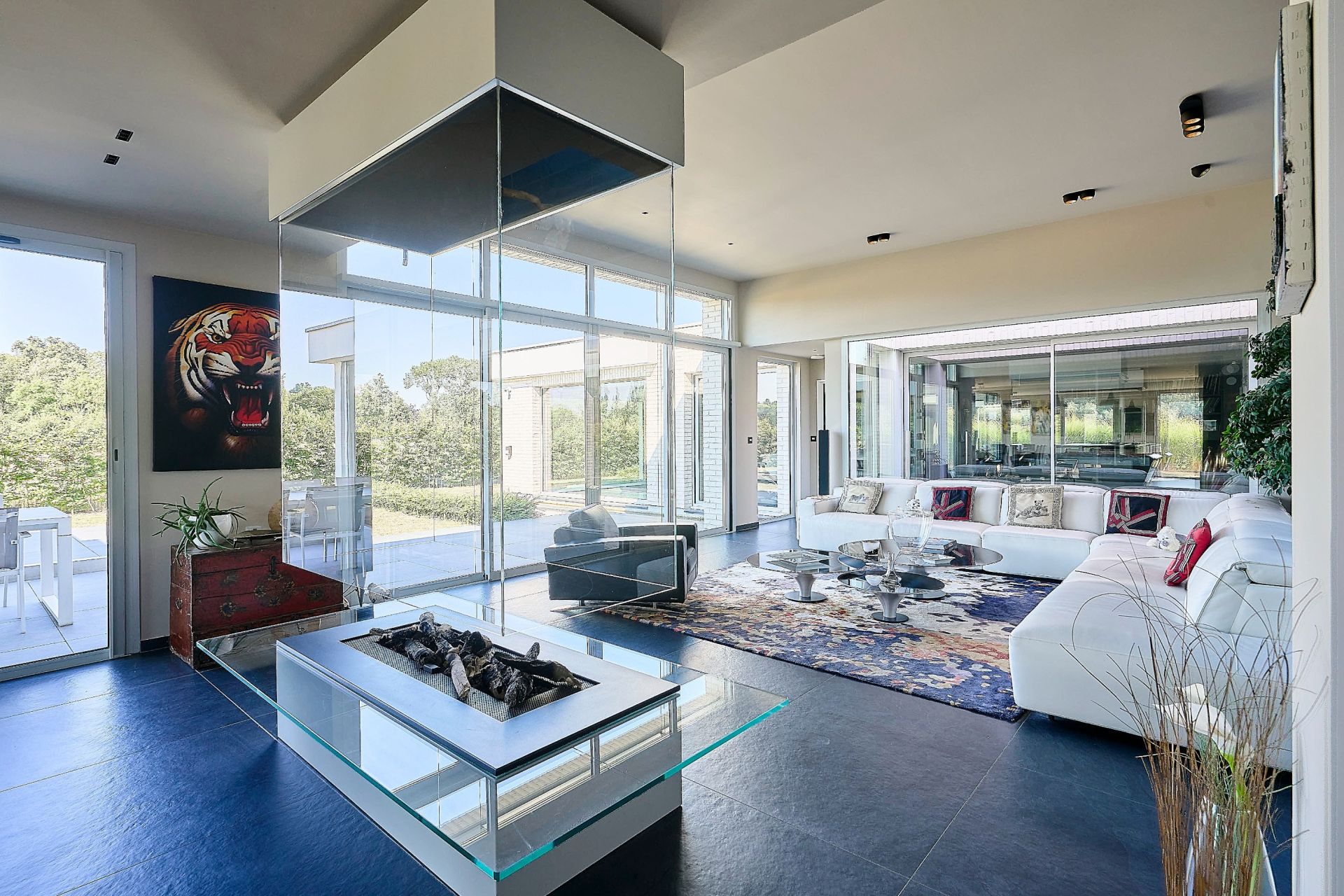 luxury house 10 Rooms for sale on MERIGNIES (59710)