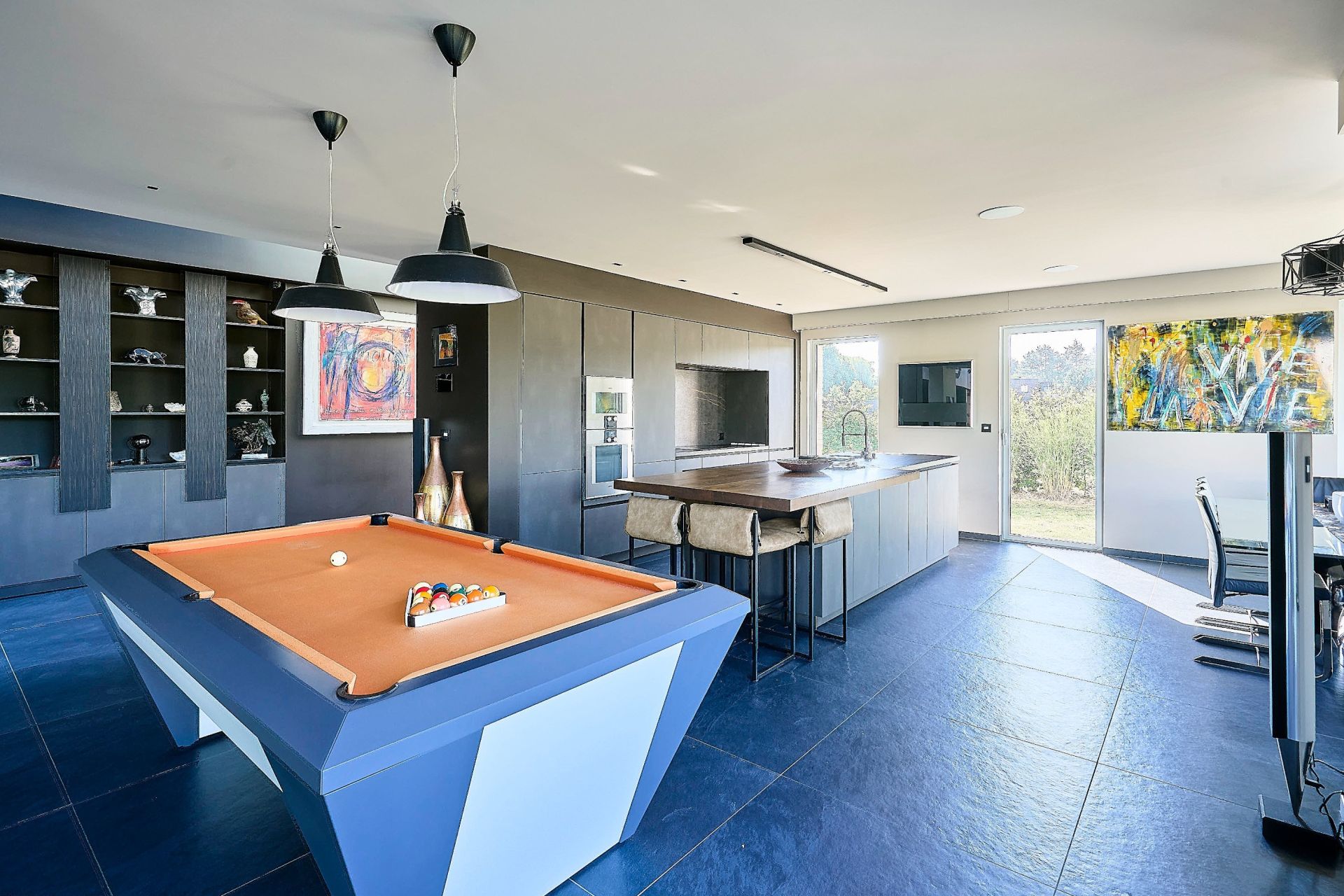 luxury house 10 Rooms for sale on MERIGNIES (59710)