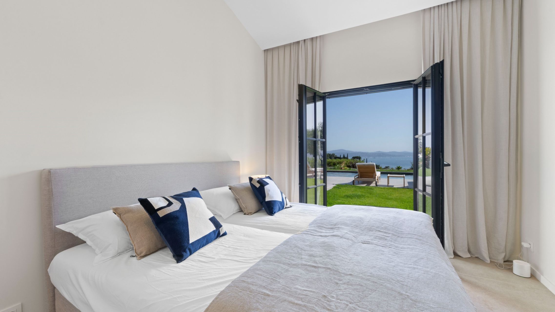 villa de luxe 7 Pièces en vente sur STE MAXIME (83120)