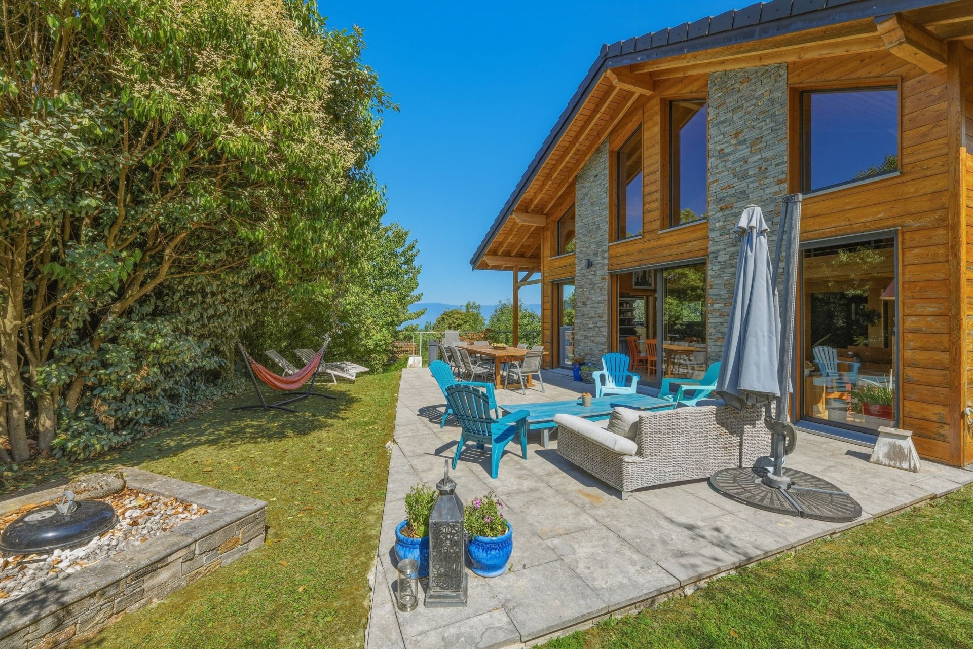 maison contemporaine 6 Pièces en vente sur ST CERGUES (74140)